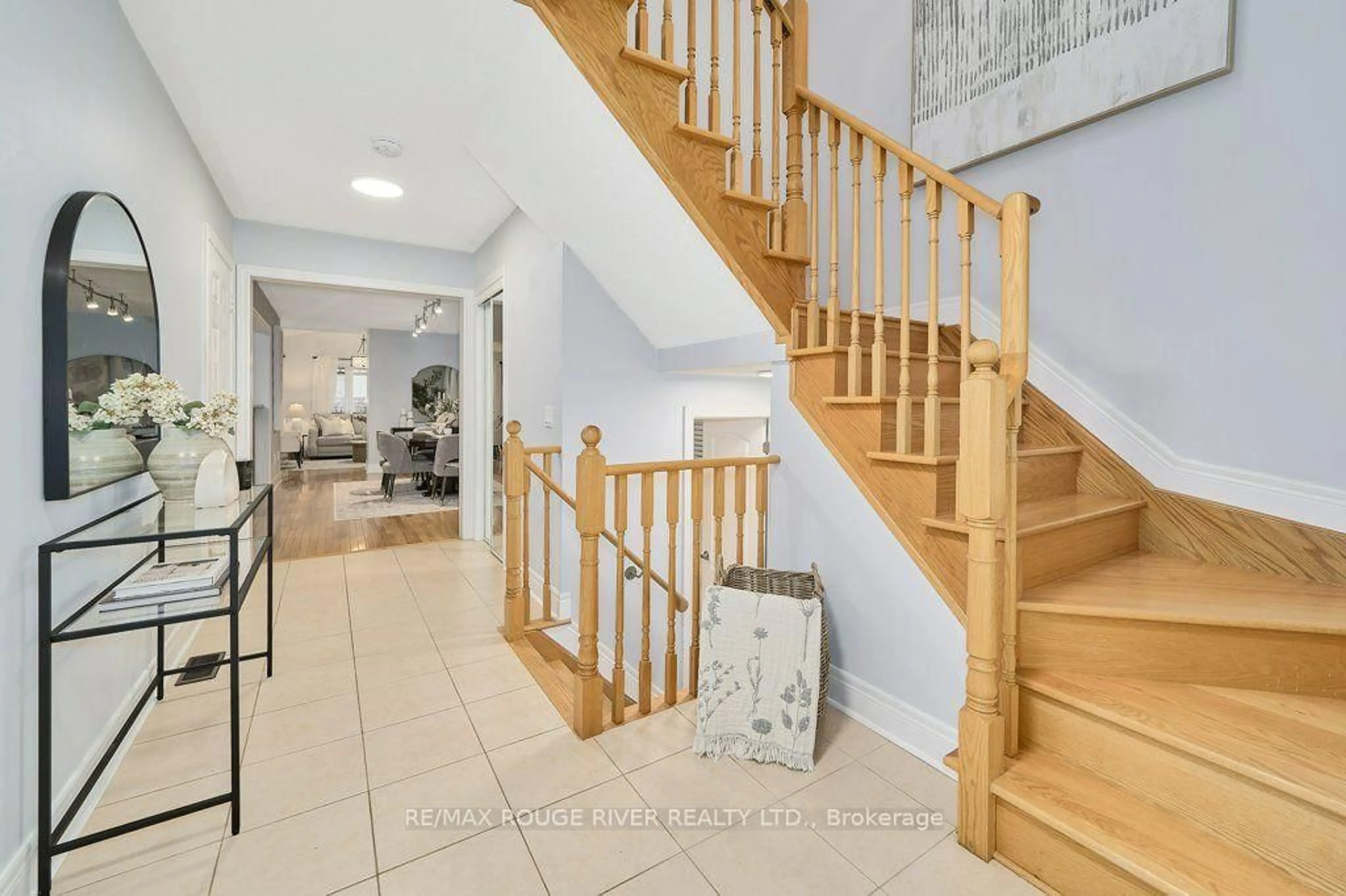 Unknown for 176 Bathgate Cres, Clarington Ontario L1E 0B5
