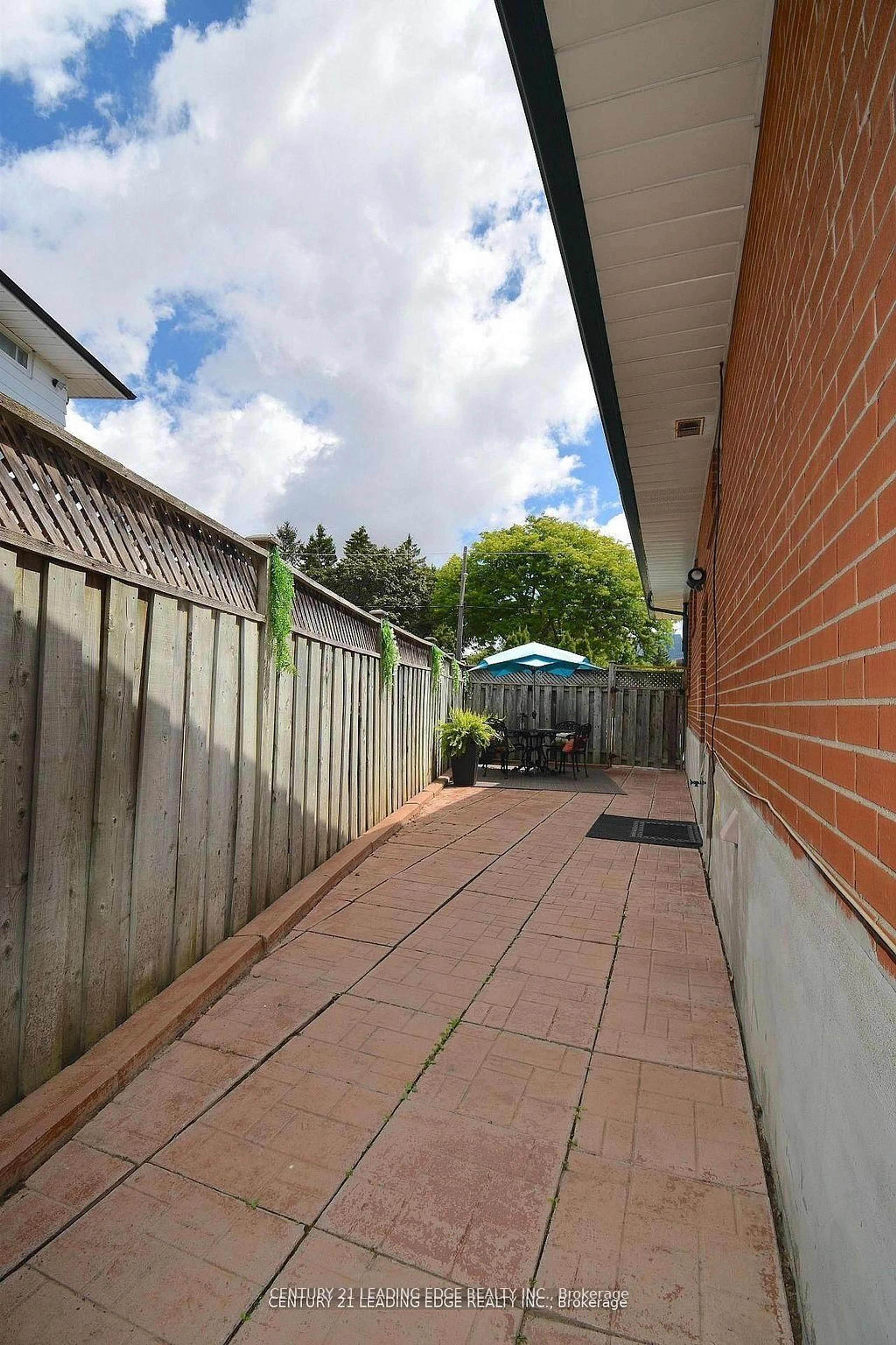 Patio, street for 84 Allanford Rd, Toronto Ontario M1T 2N5