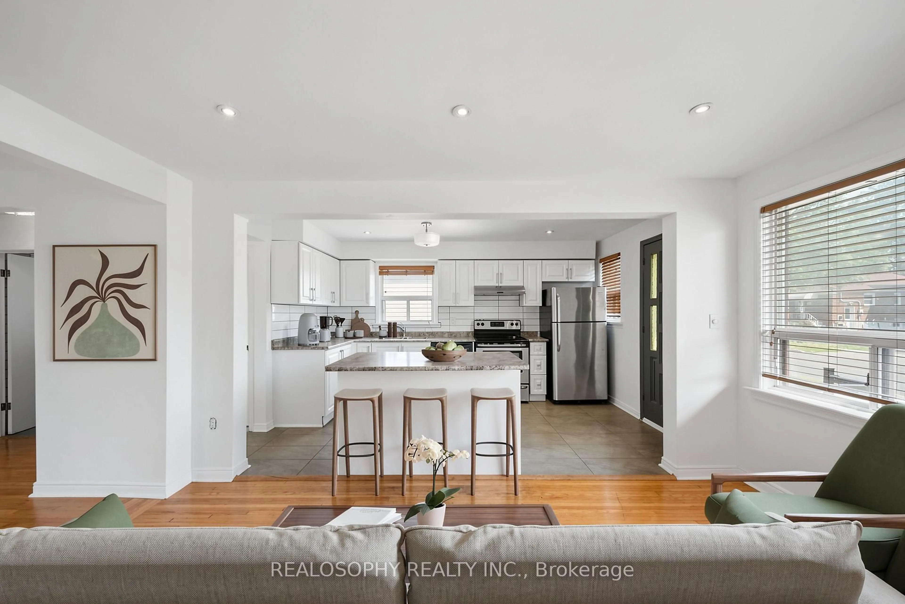 Open concept kitchen, unknown for 230 Kennedy Rd Rd, Toronto Ontario M1N 3P5