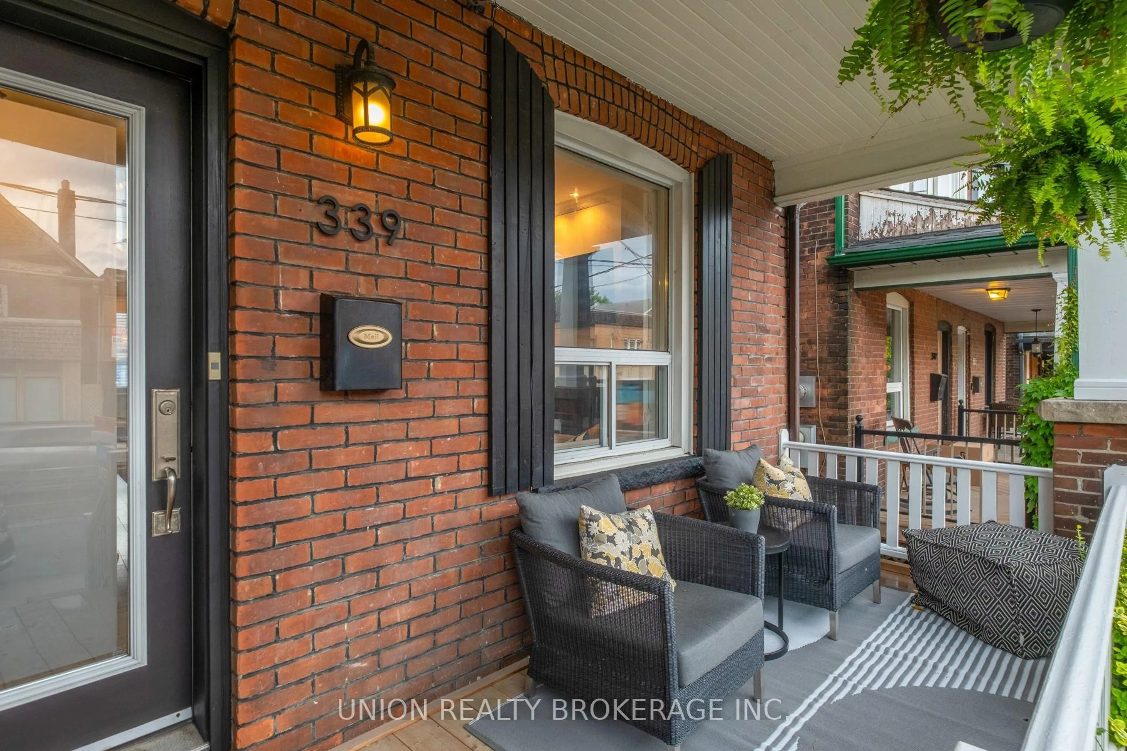 Unknown for 339 Kingston Rd, Toronto Ontario M4L 1T8