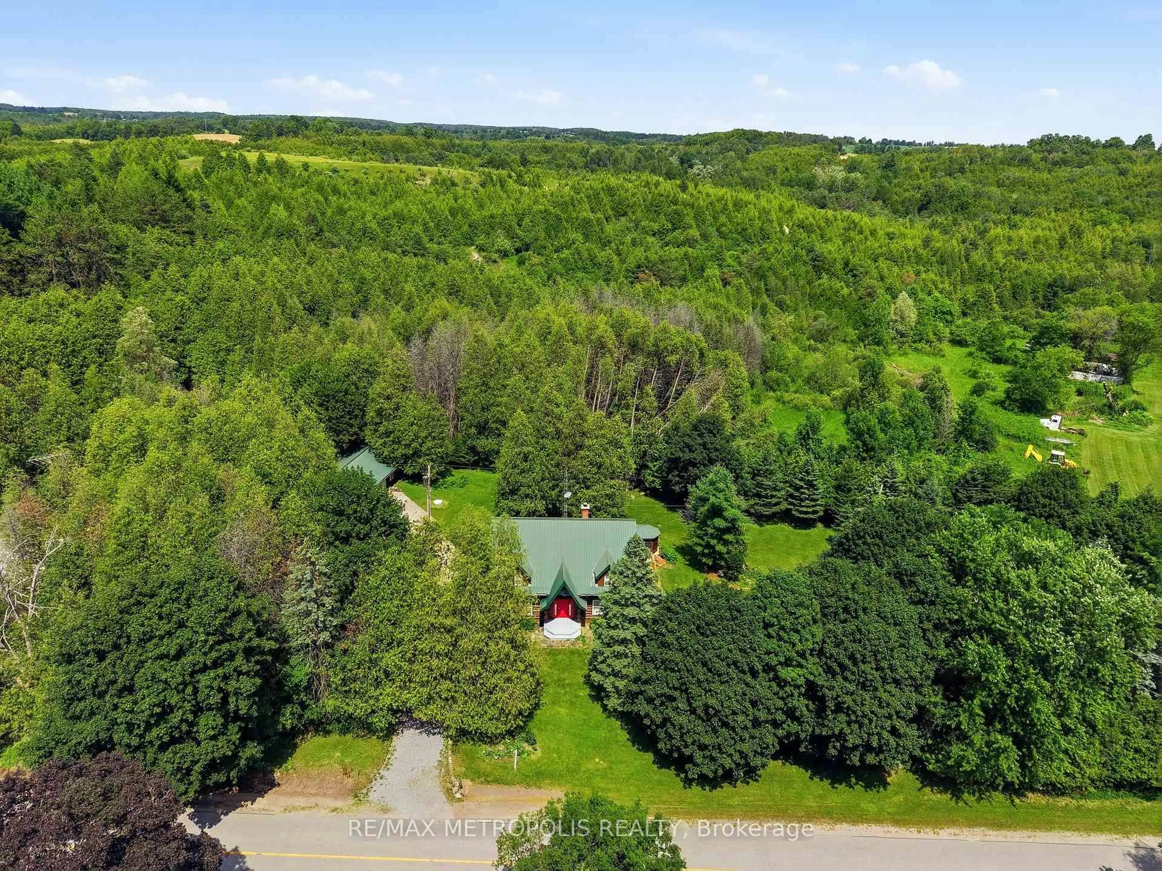 A pic from outside/outdoor area/front of a property/back of a property/a pic from drone, forest/trees view for 7535 Leskard Rd, Clarington Ontario L0B 1M0