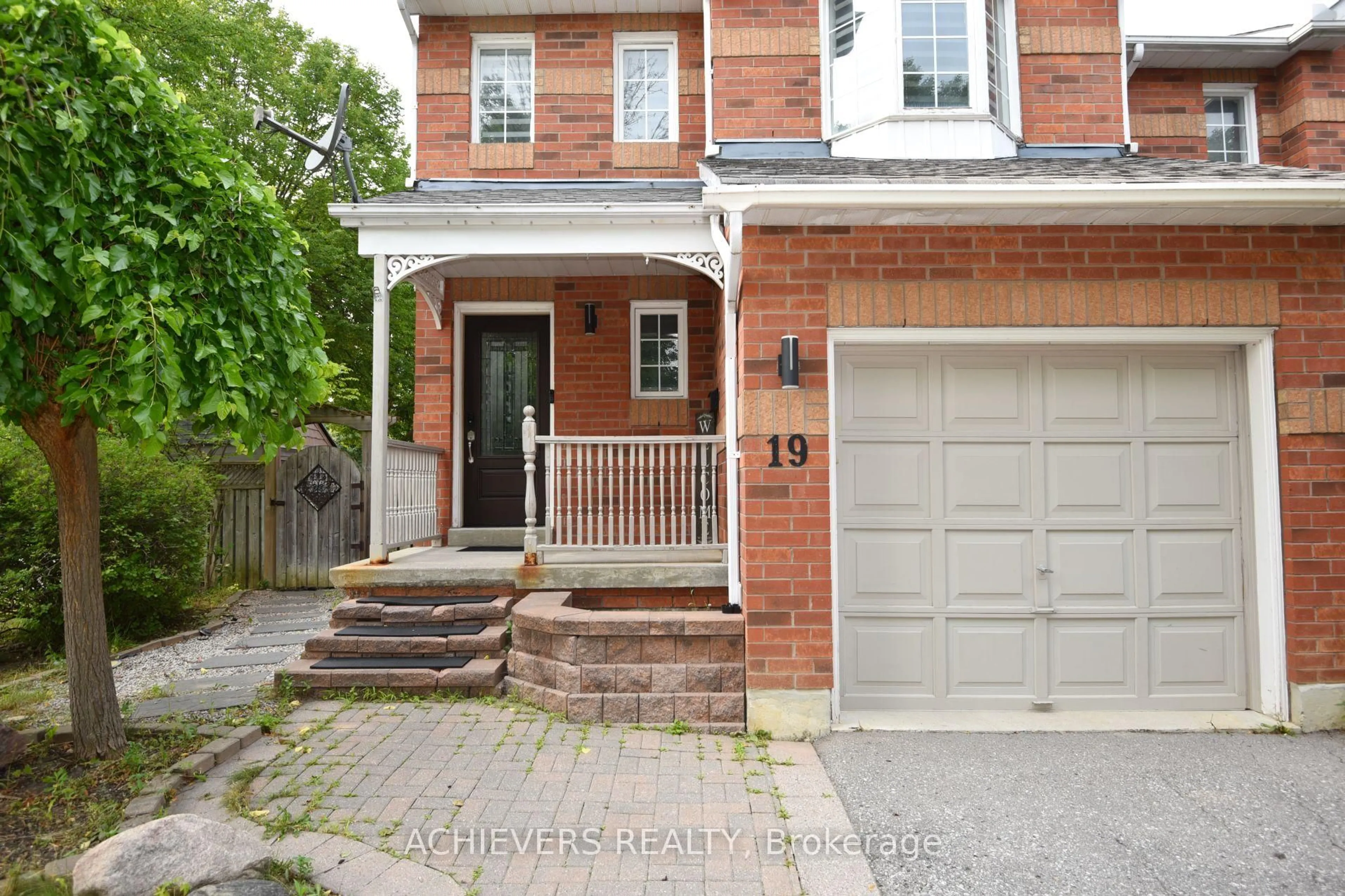 Home with brick exterior material, street for 19 Mccullock Cres, Ajax Ontario L1T 3X1