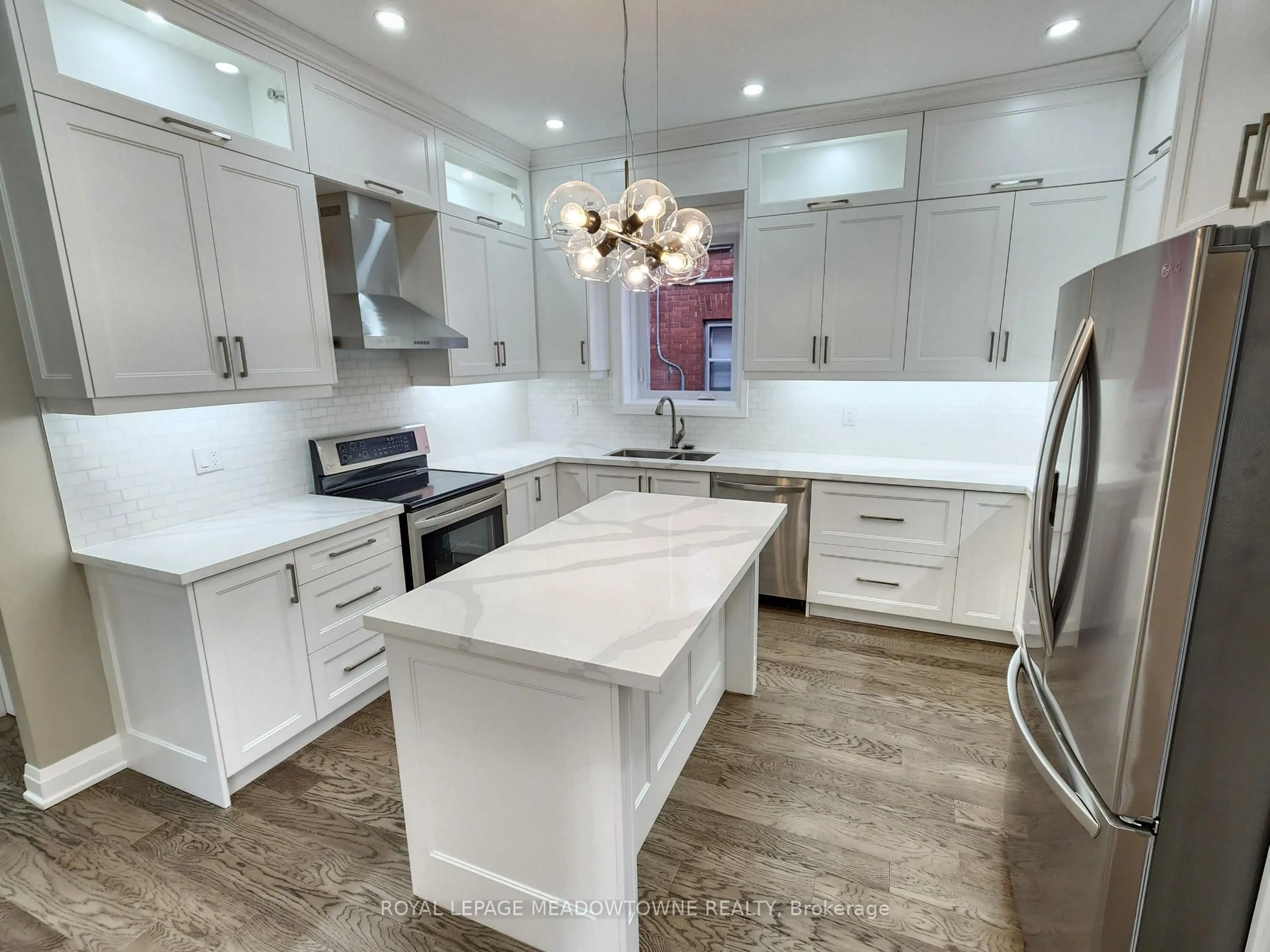 Open concept kitchen, unknown for 119 Colborne St, Oshawa Ontario L1G 1M3