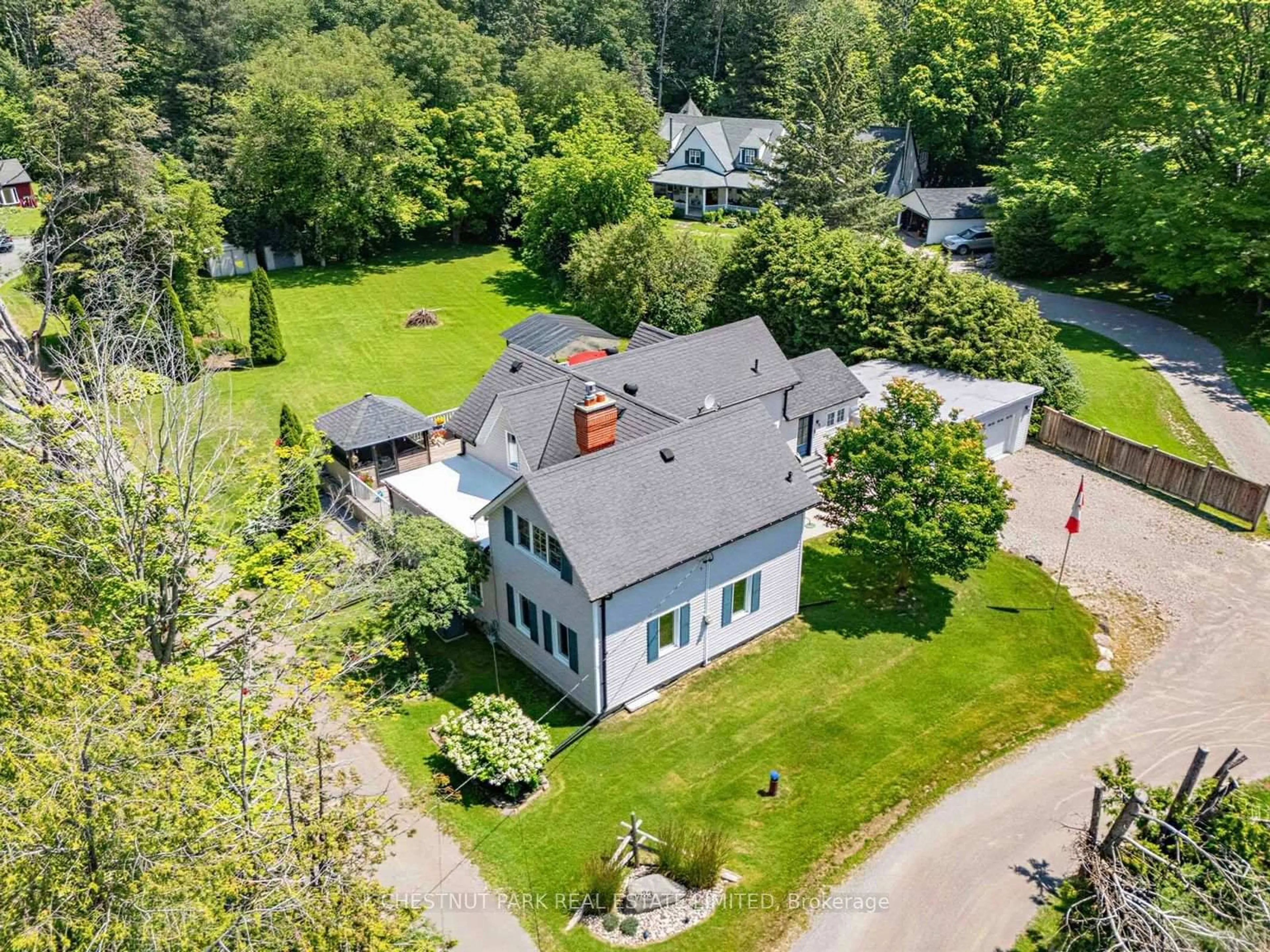A pic from outside/outdoor area/front of a property/back of a property/a pic from drone, street for 1783 Track St, Pickering Ontario L1Y 1B8