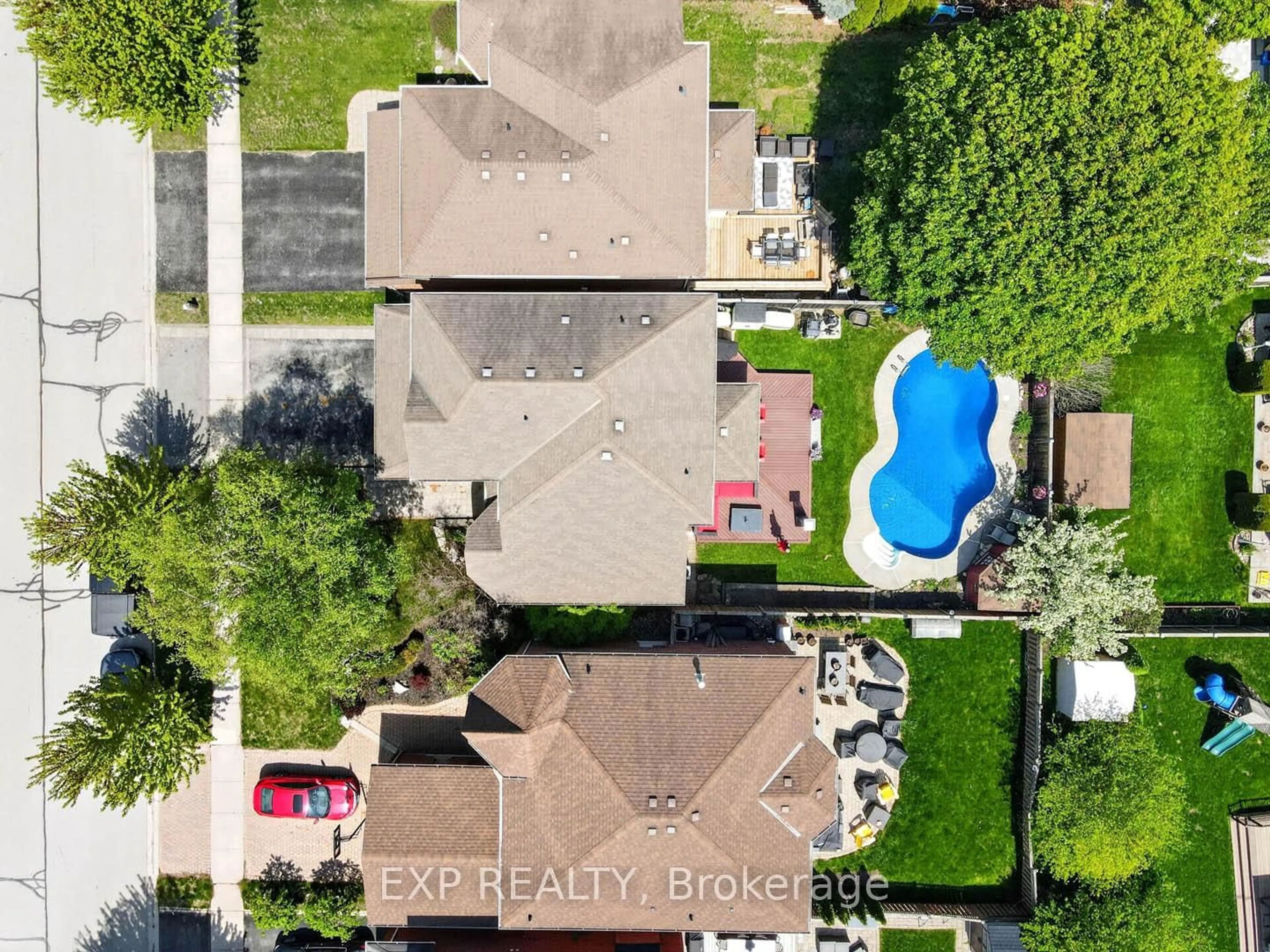 A pic from outside/outdoor area/front of a property/back of a property/a pic from drone, street for 2345 Southcott Rd, Pickering Ontario L1X 2S9