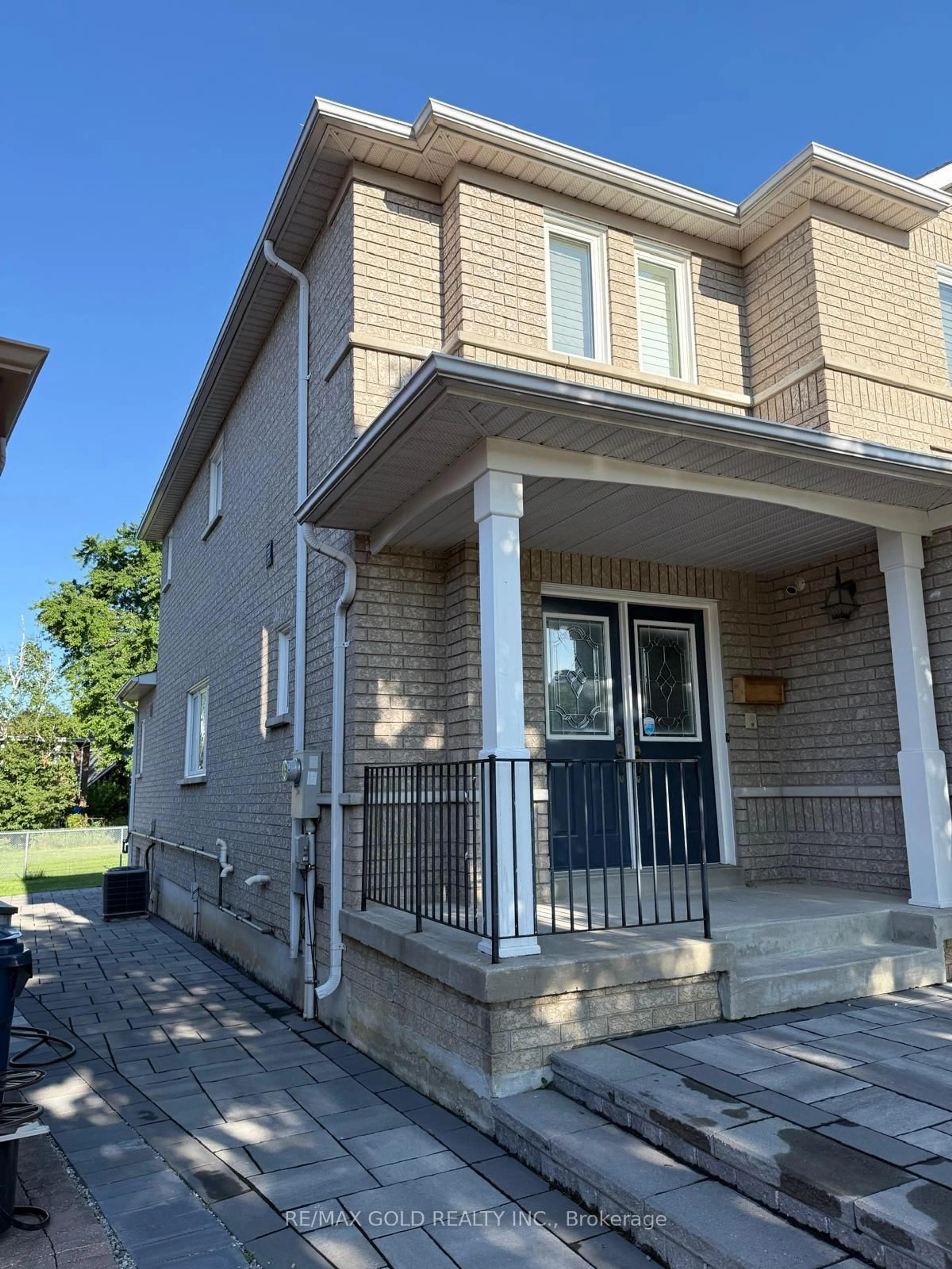Home with brick exterior material, street for 42 Stonebridge Blvd, Toronto Ontario M1W 4A7