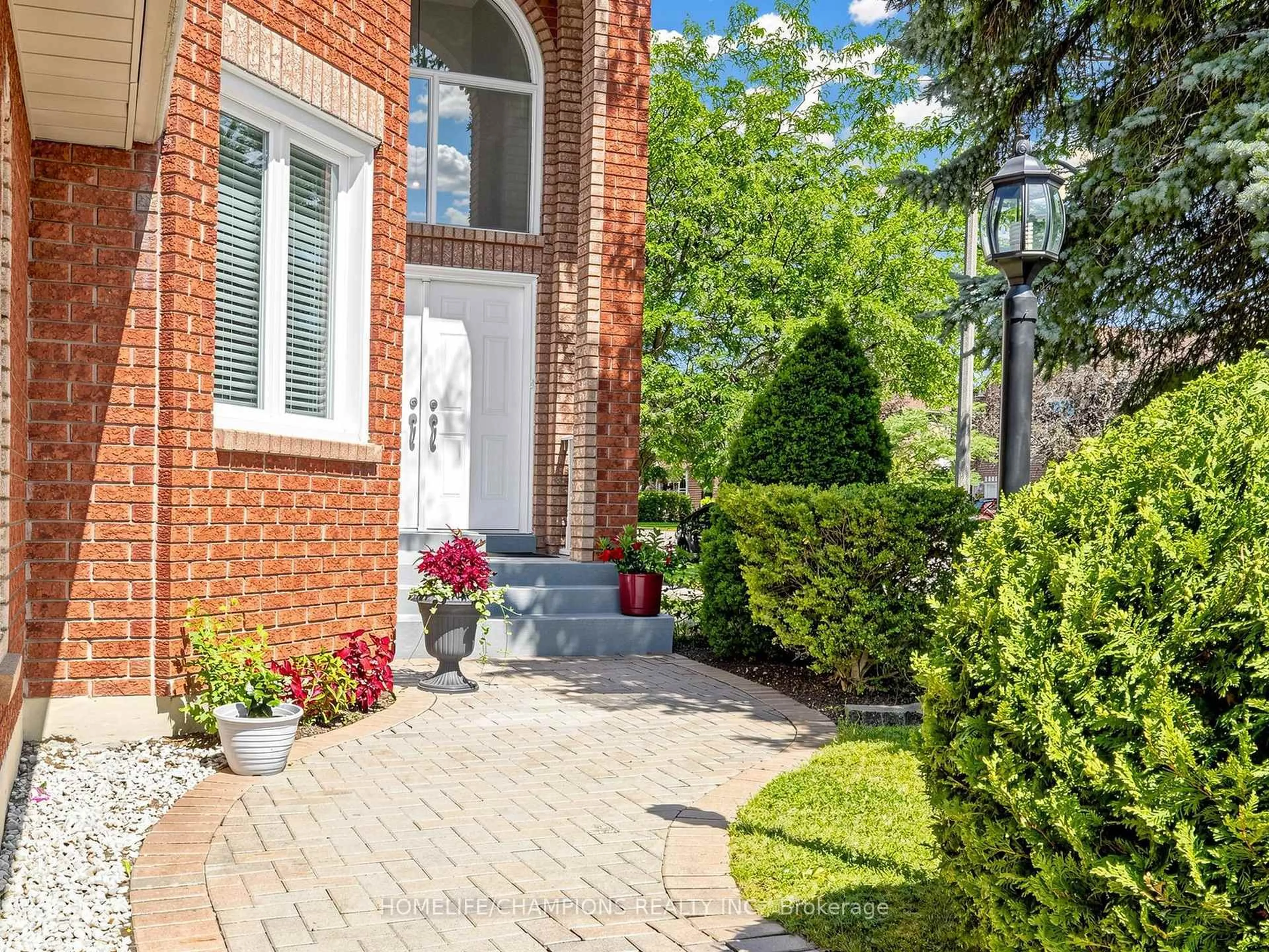 Home with brick exterior material, street for 1622 Sandhurst Cres, Pickering Ontario L1V 6R5