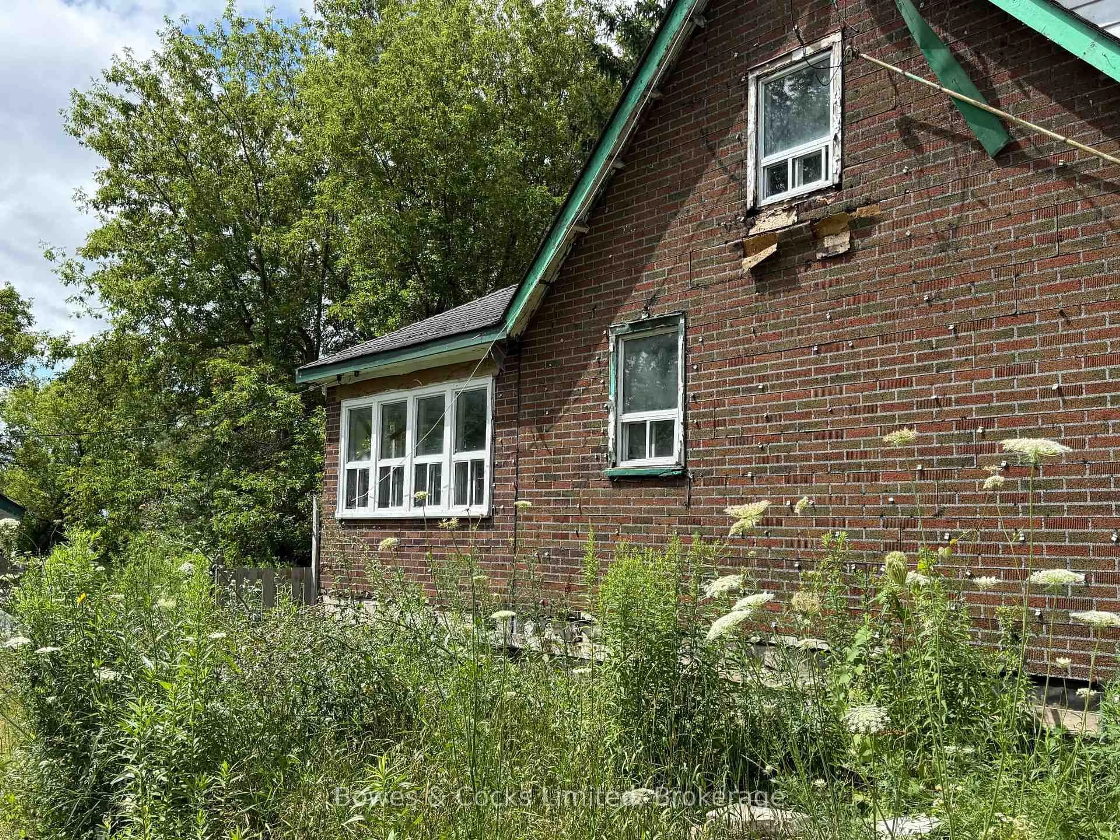 Home with brick exterior material, building for 2145 Highway 2, Clarington Ontario L1C 6G4