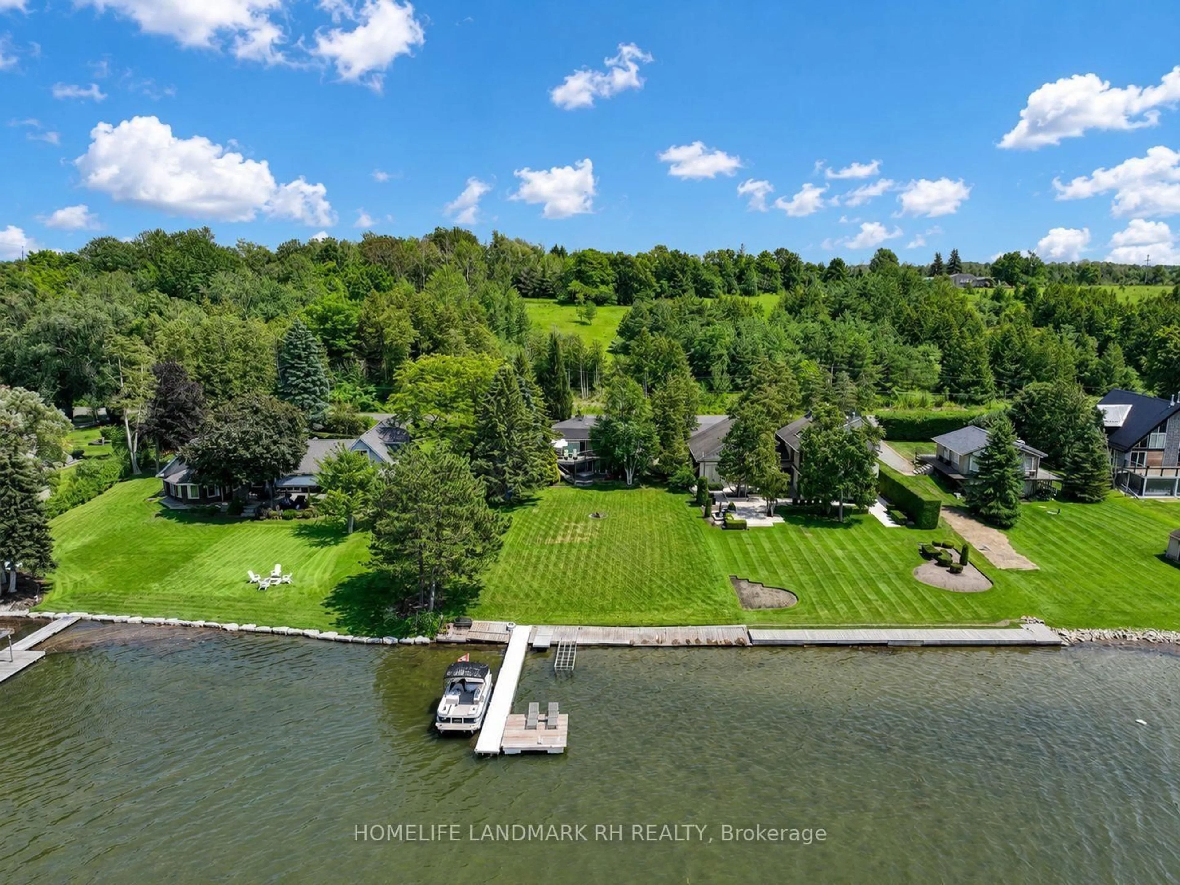 A pic from outside/outdoor area/front of a property/back of a property/a pic from drone, water/lake/river/ocean view for 186 Spring Blvd, Scugog Ontario L9L 1B4