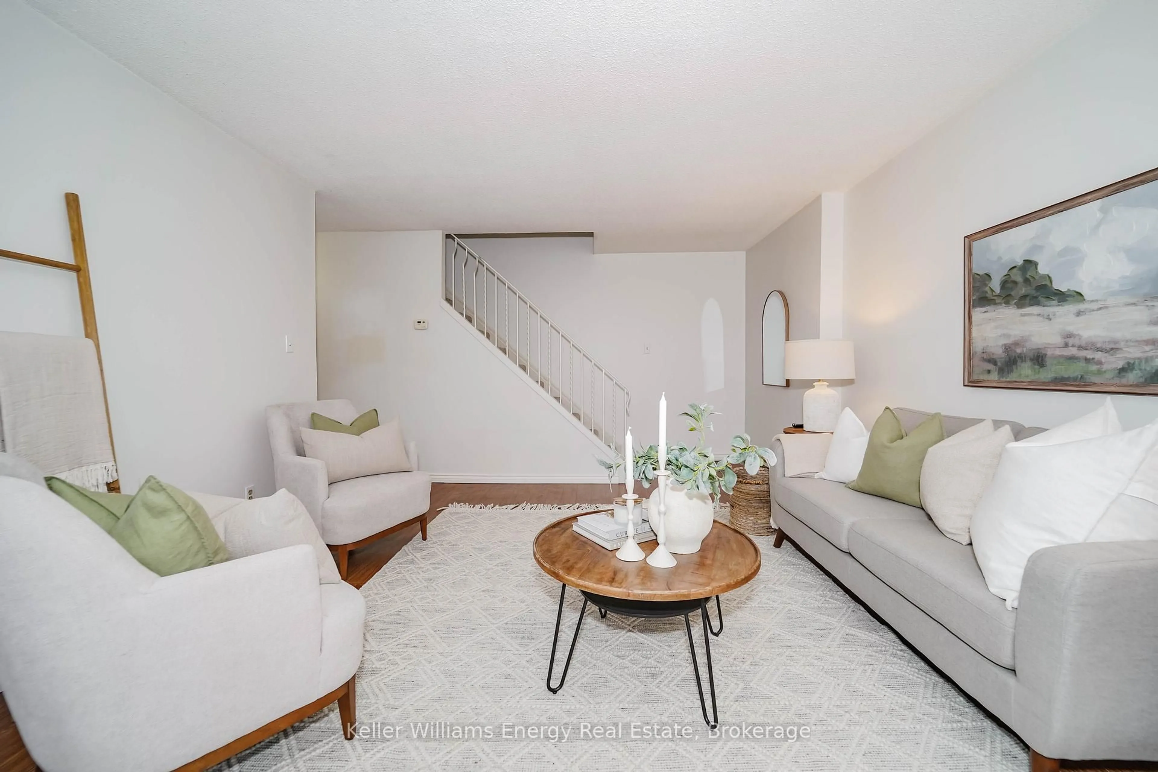 Living room with furniture, unknown for 1333 Mary St #39, Oshawa Ontario L1G 6Z3
