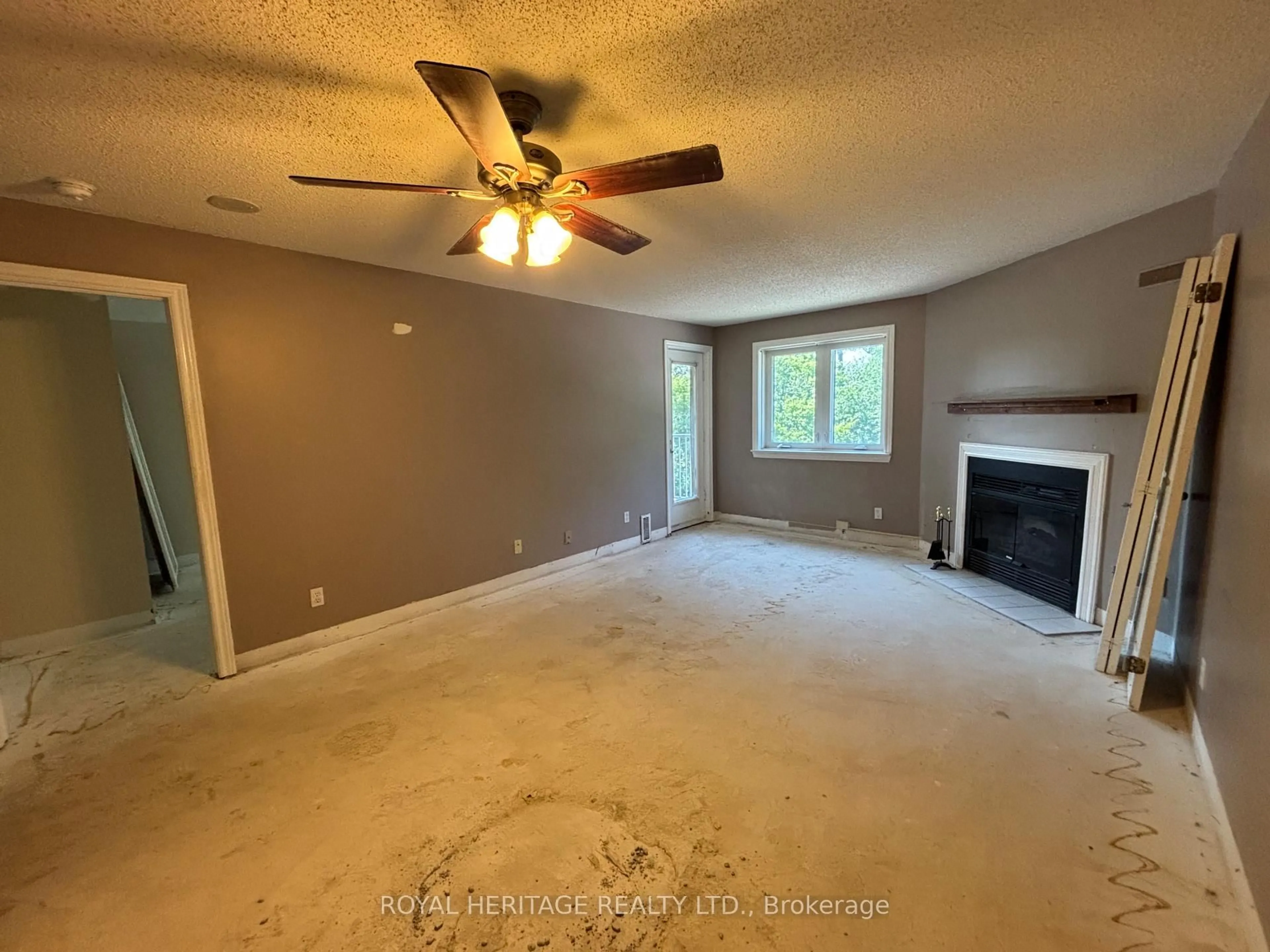 A pic of a room for 193 Lake Dr #220, Ajax Ontario L1S 7H8