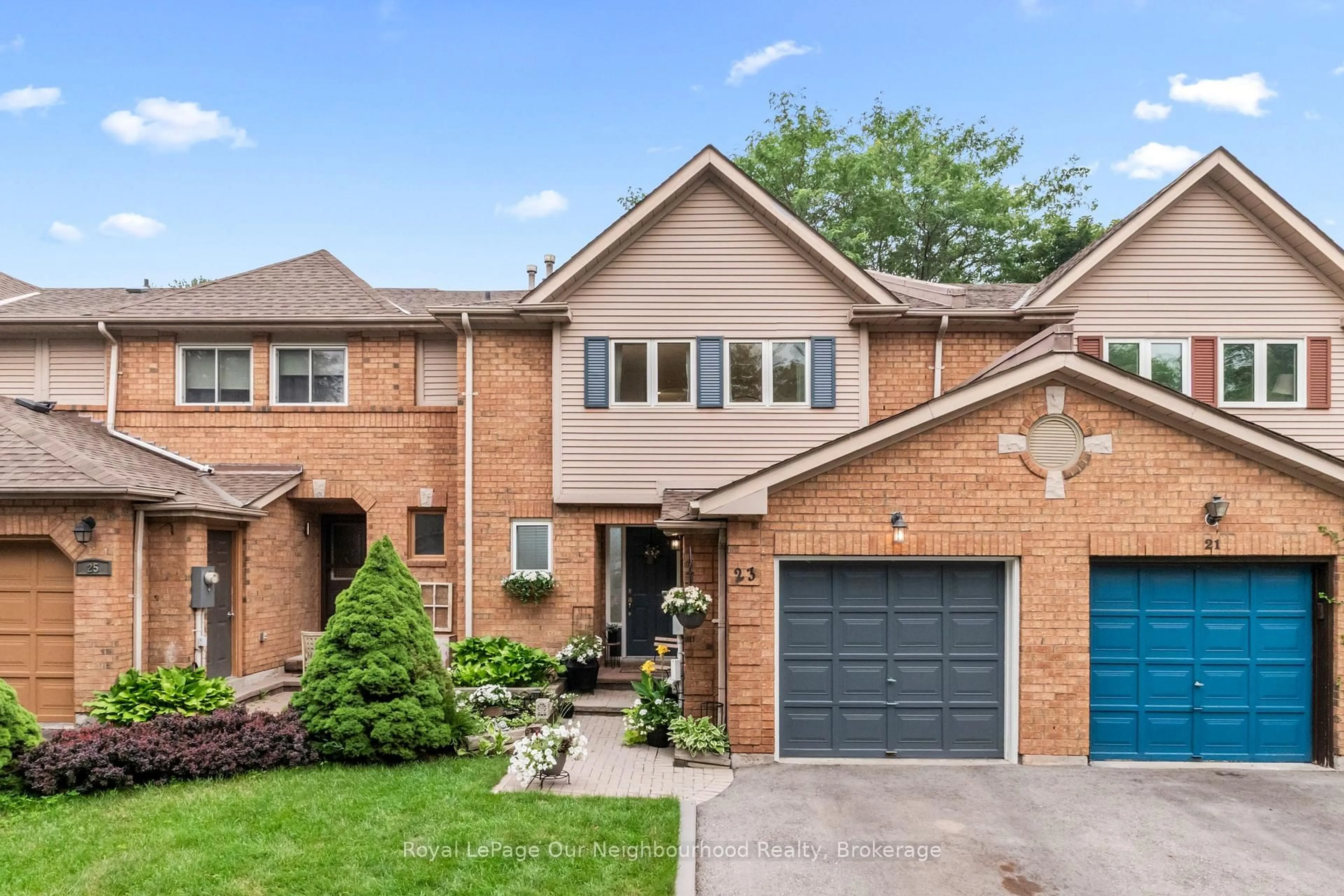 Home with brick exterior material, street for 23 Woodward Dr, Whitby Ontario L1N 8X3