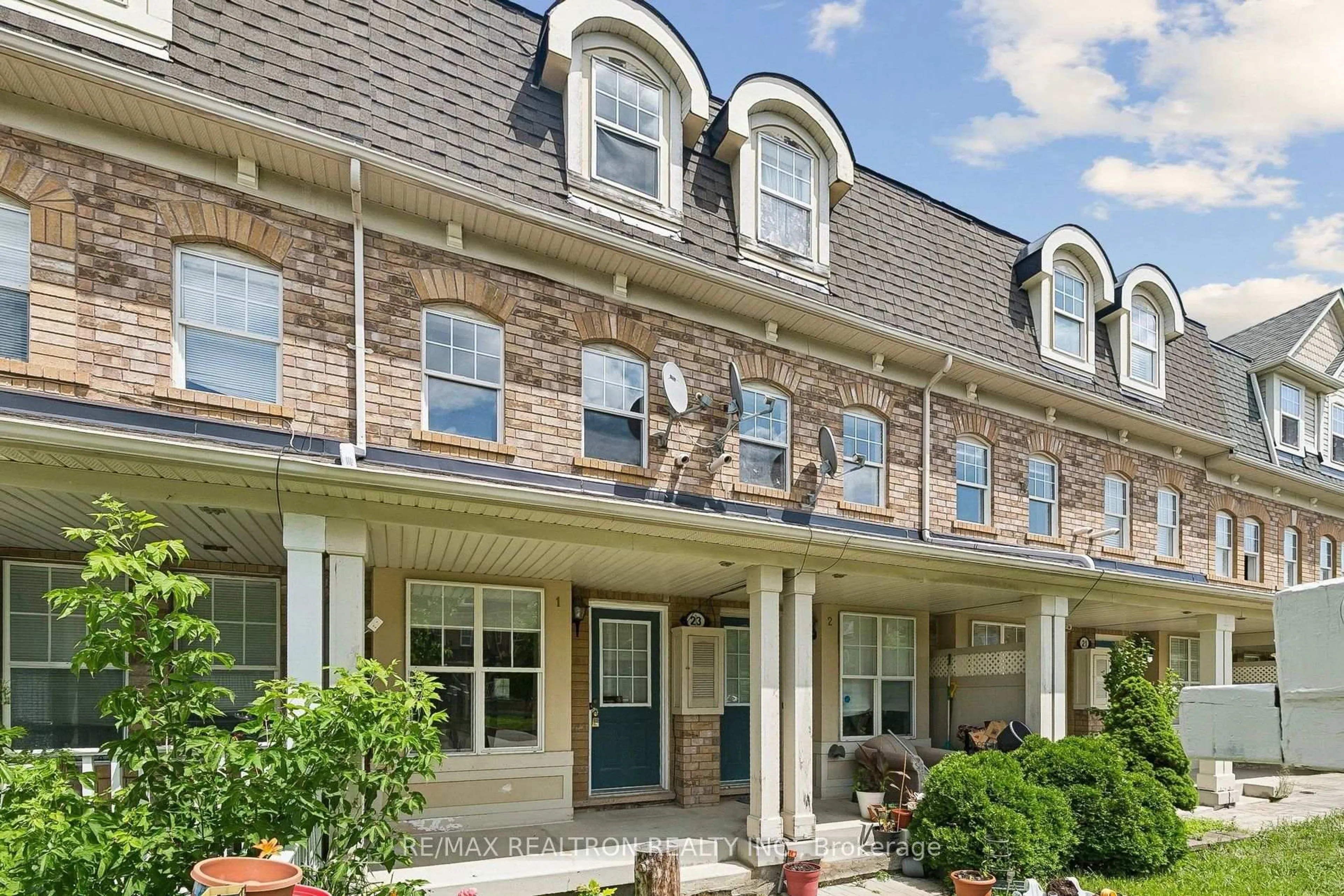 Home with brick exterior material, unknown for 23 Ecopark Gate, Toronto Ontario M1B 6G8
