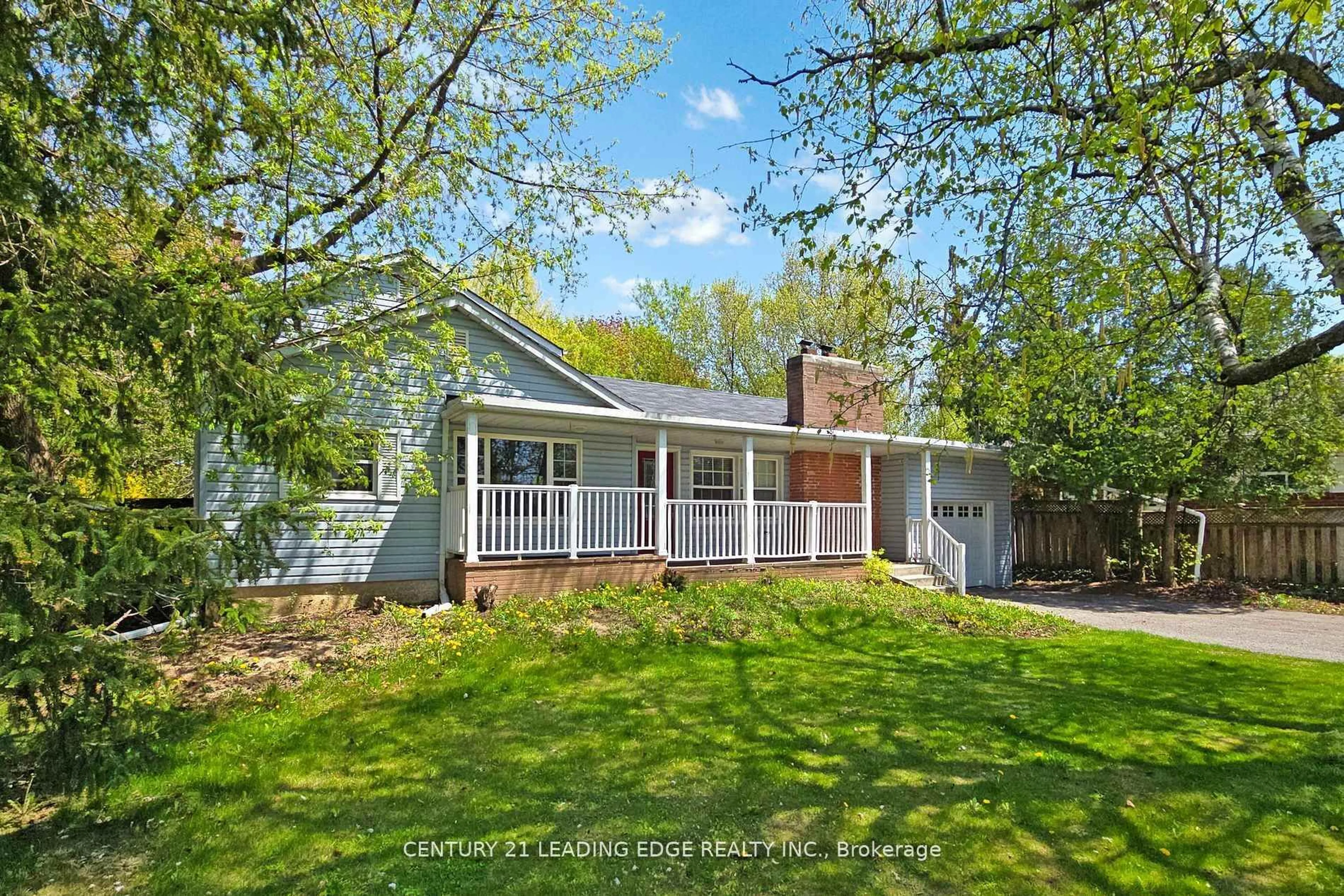 Home with vinyl exterior material, street for 21 Wexford Blvd #A, Toronto Ontario M1R 1K9