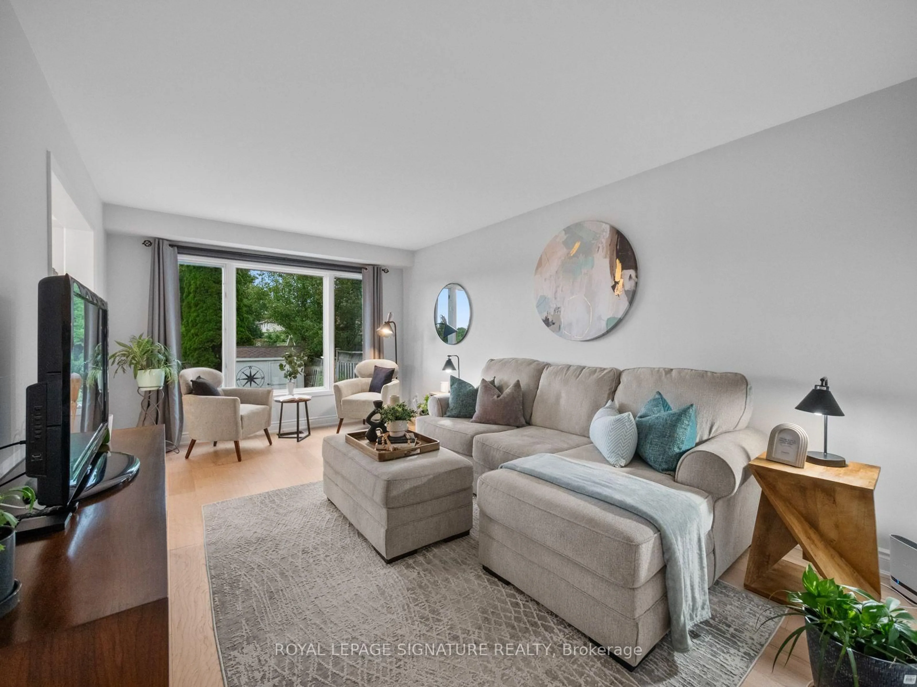 Living room with furniture, unknown for 51 Kintyre St, Clarington Ontario L1E 2E3