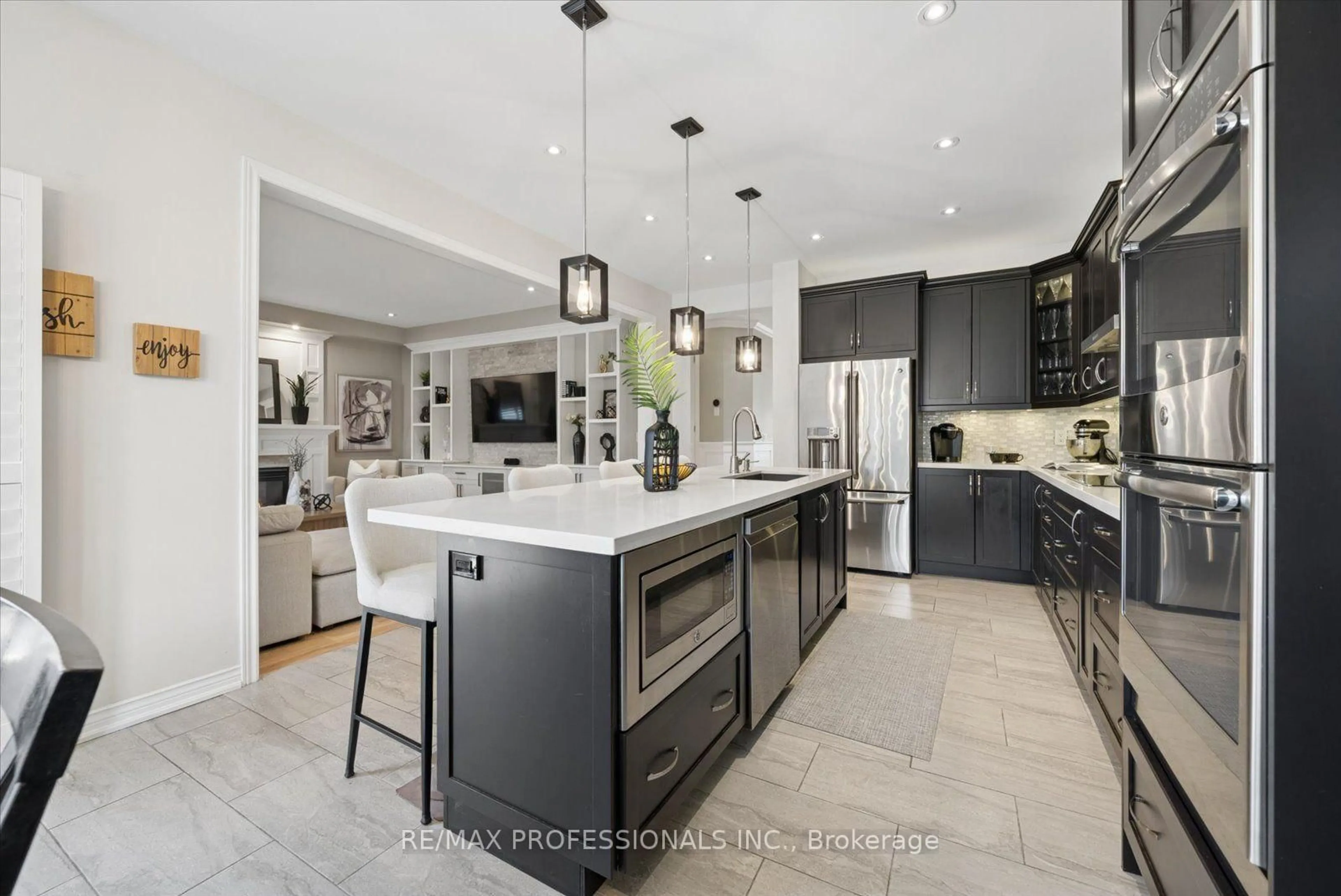 Contemporary kitchen, ceramic/tile floor for 28 Roma Dr, Whitby Ontario L1P 0B4