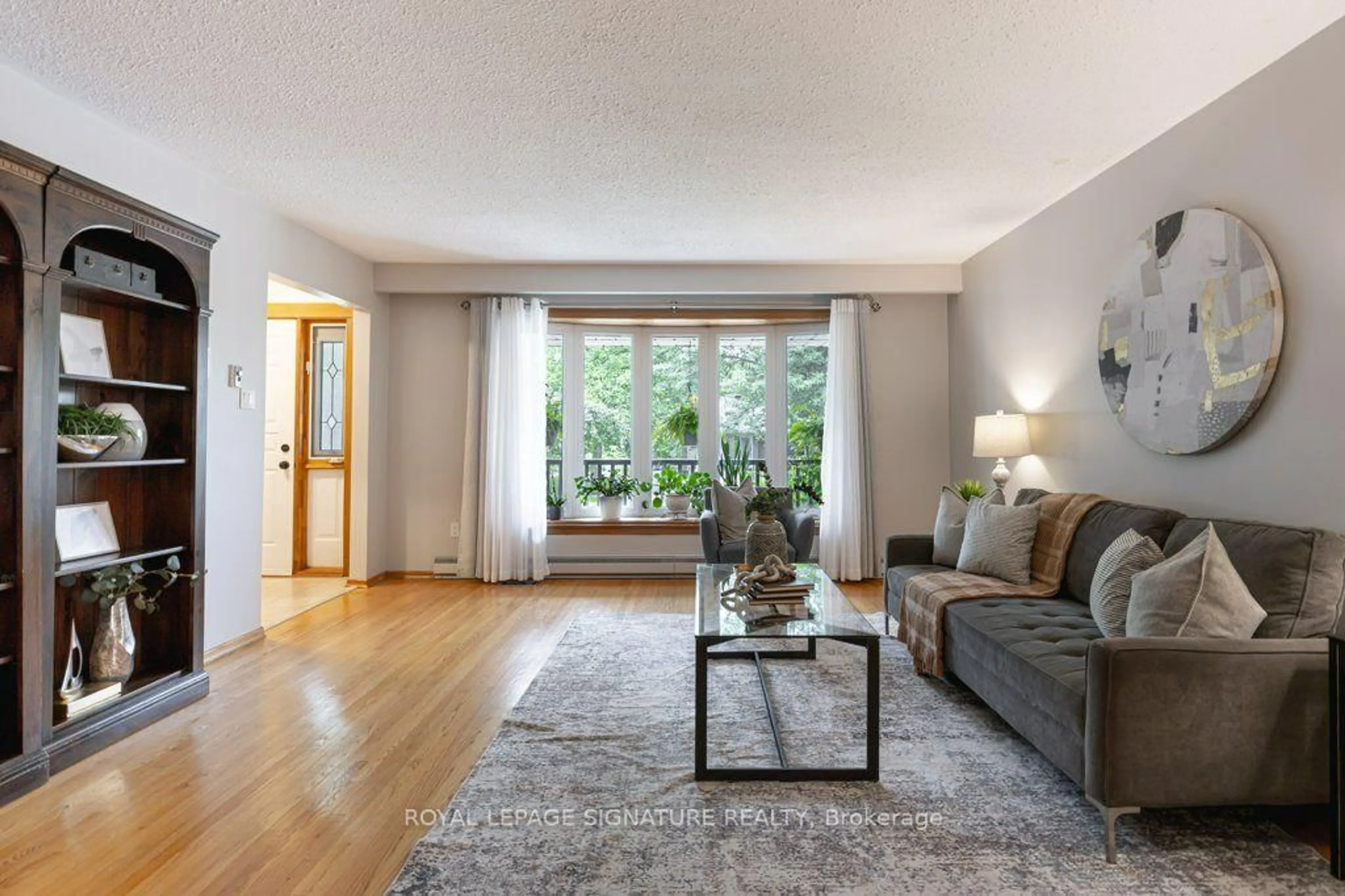 Living room with furniture, unknown for 40 Holmcrest Tr, Toronto Ontario M1C 1V5