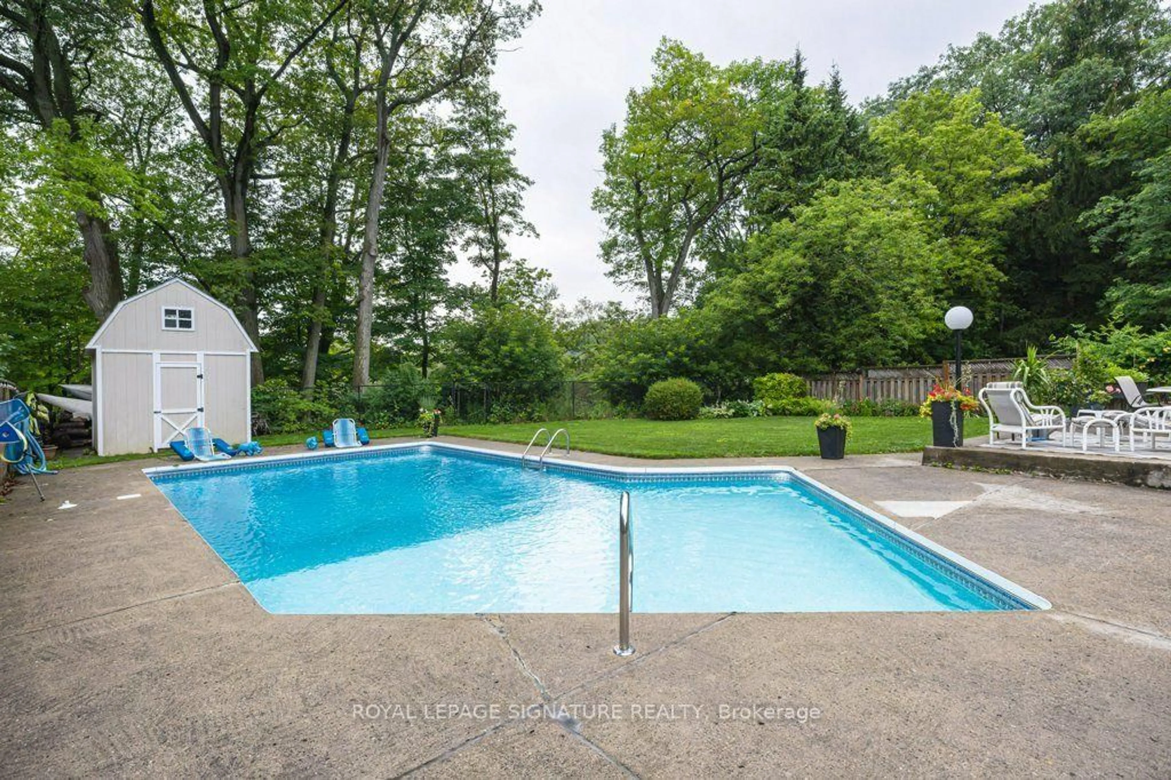 Pool for 40 Holmcrest Tr, Toronto Ontario M1C 1V5