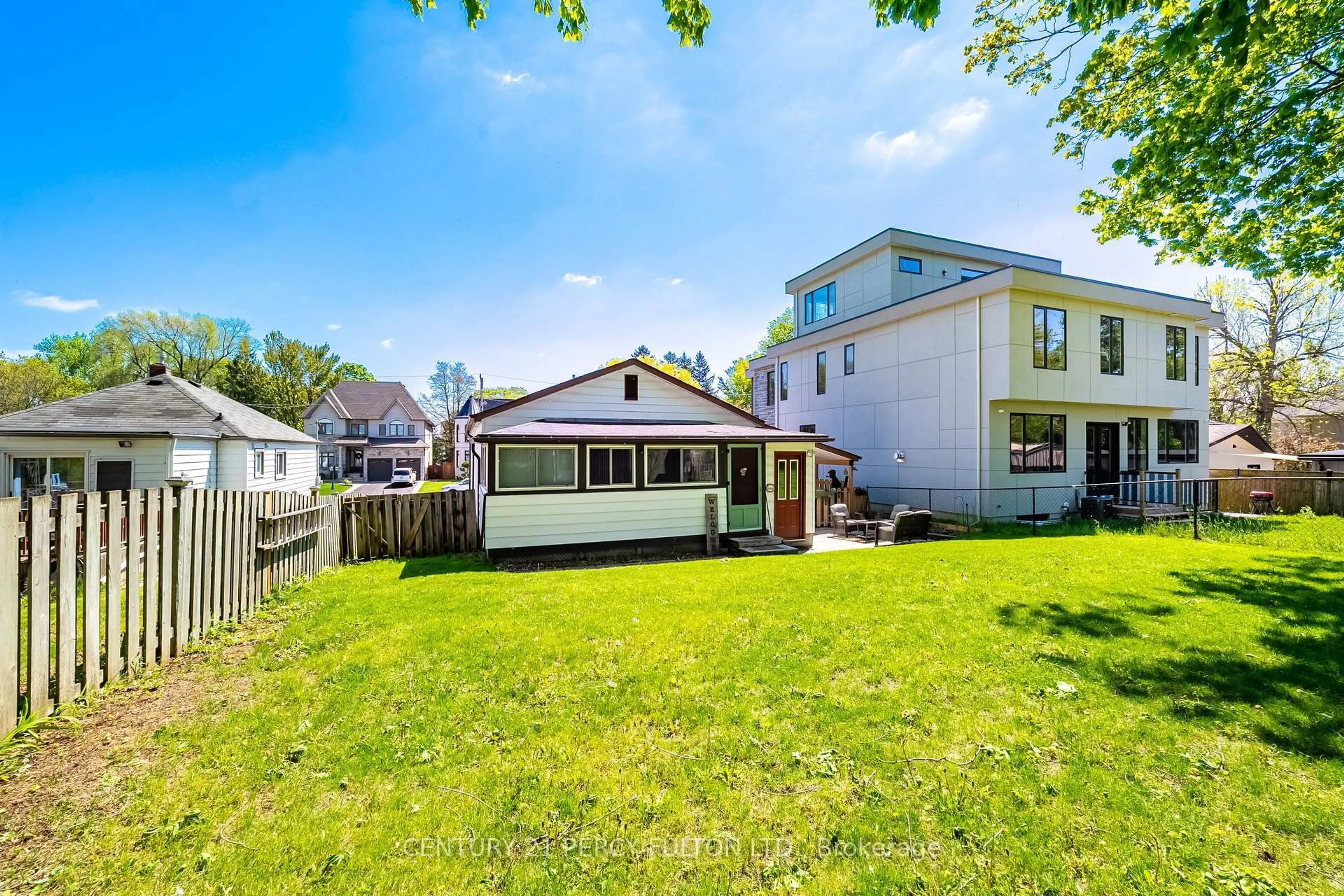 Unknown for 1986 Guild Rd, Pickering Ontario L1V 1Y1