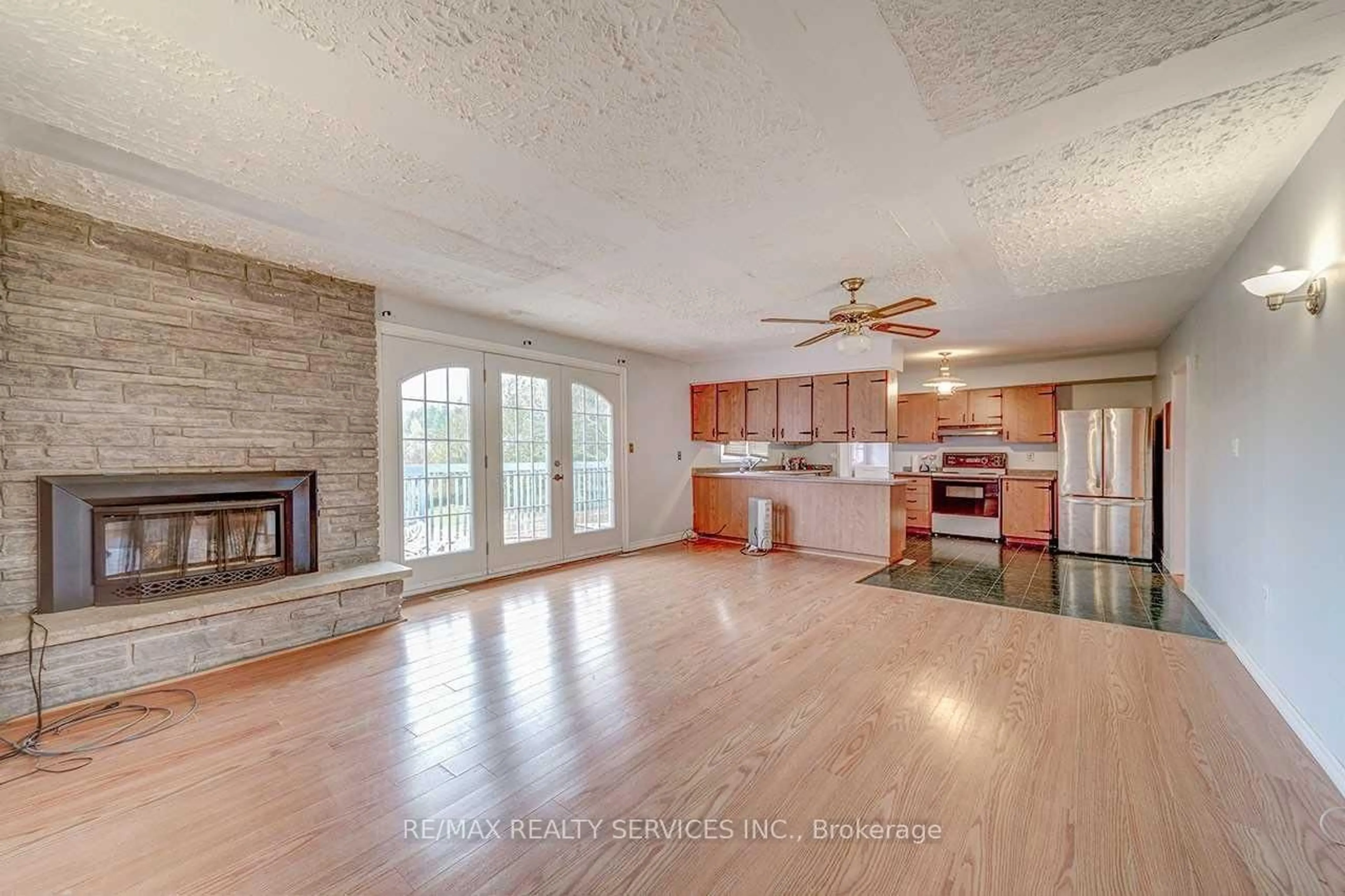 Open concept kitchen, unknown for 6834 Shiloh Rd, Clarington Ontario L0A 1J0