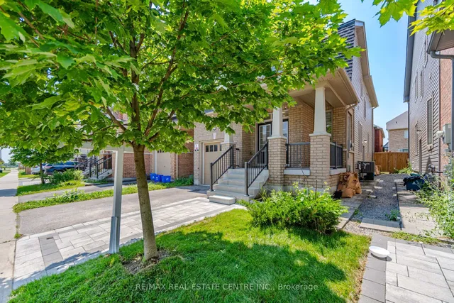 570 Windfields Farm Dr, Oshawa 2