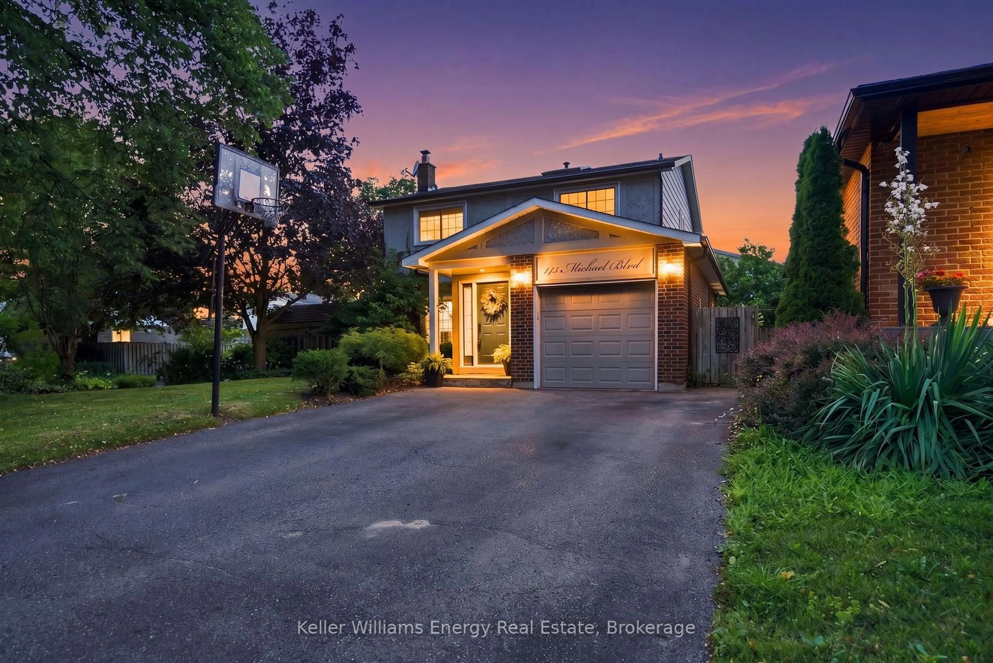 Unknown for 145 Michael Blvd, Whitby Ontario L1N 5W3