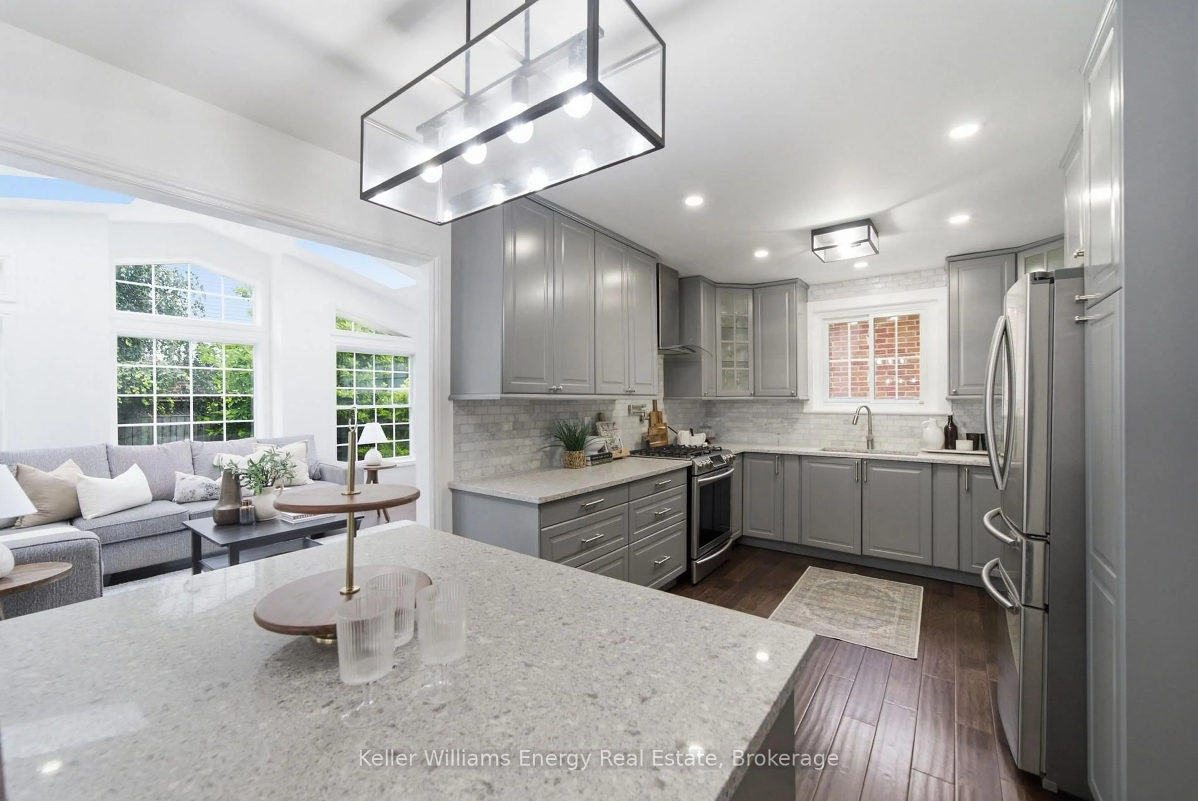 Contemporary kitchen, ceramic/tile floor for 145 Michael Blvd, Whitby Ontario L1N 5W3