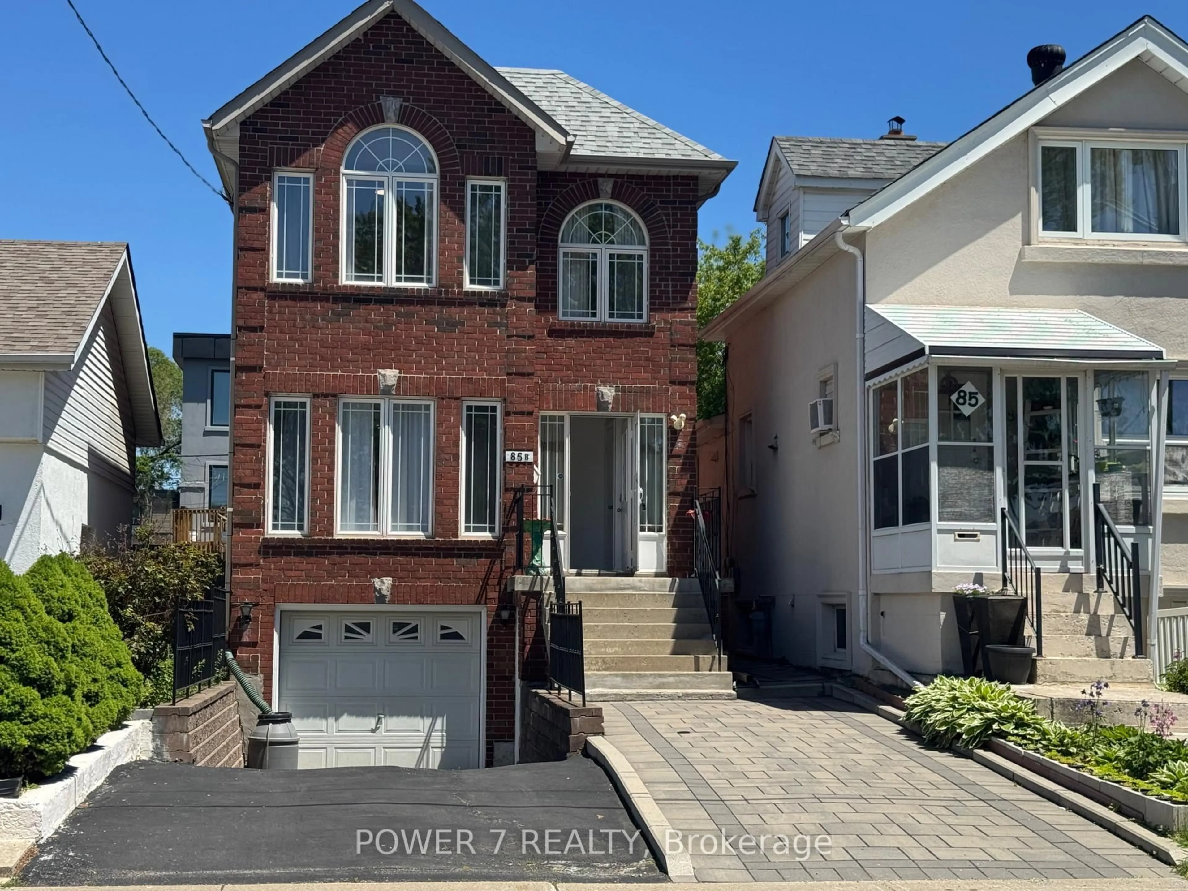 Home with brick exterior material, street for 85B Maybourne Ave, Toronto Ontario M1L 2W3