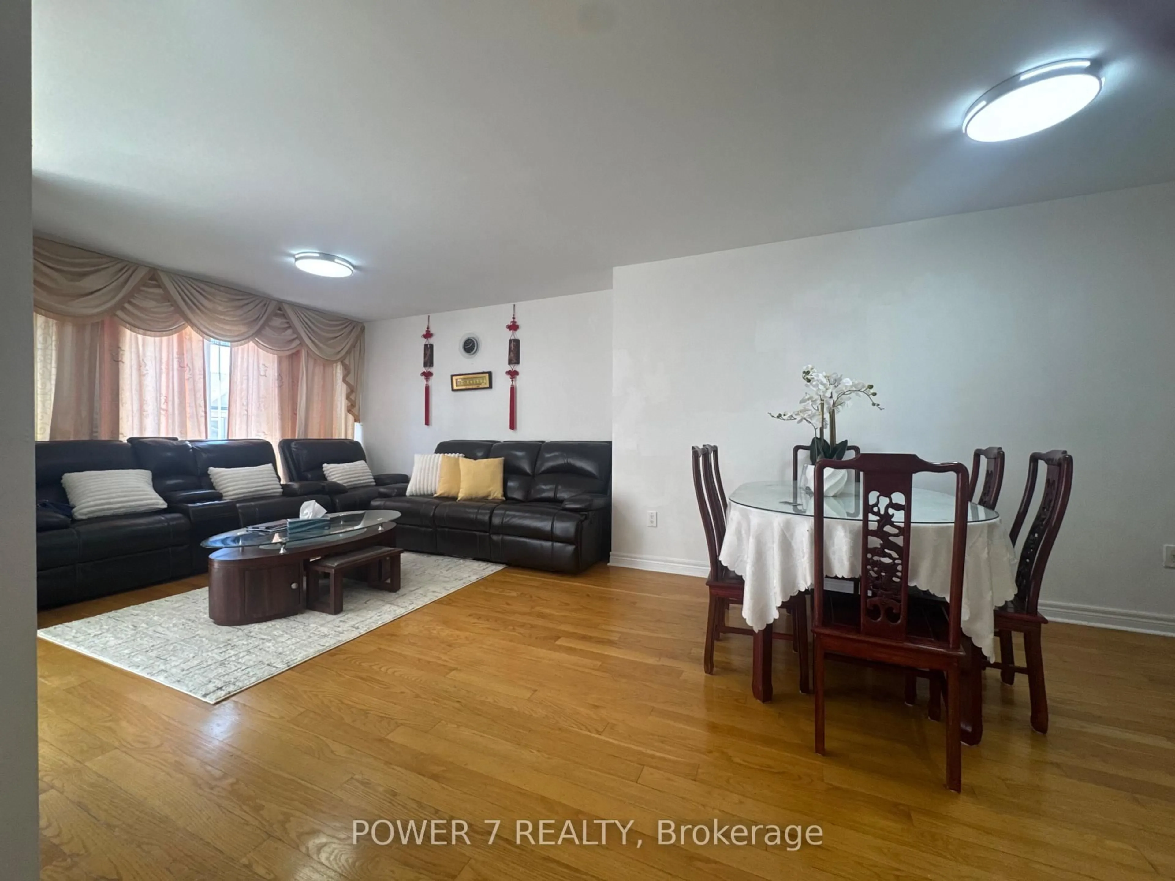 Living room with furniture, unknown for 85B Maybourne Ave, Toronto Ontario M1L 2W3