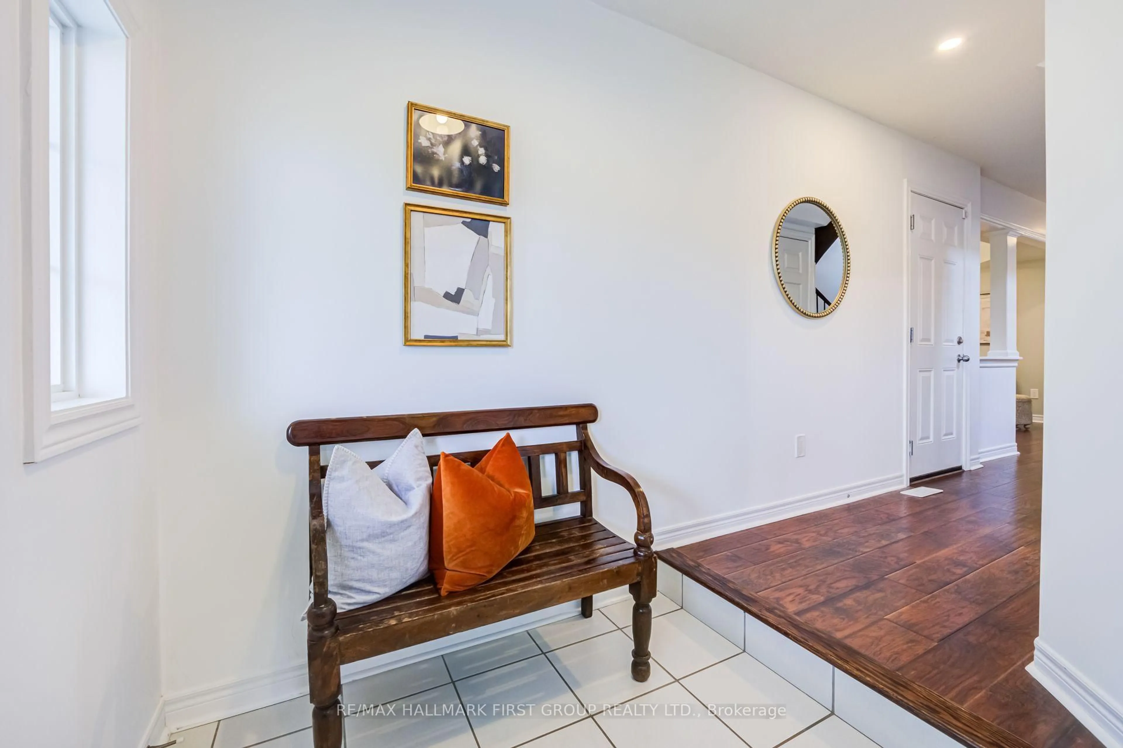 Indoor entryway for 36 McCourt Dr, Ajax Ontario L1Z 0P1