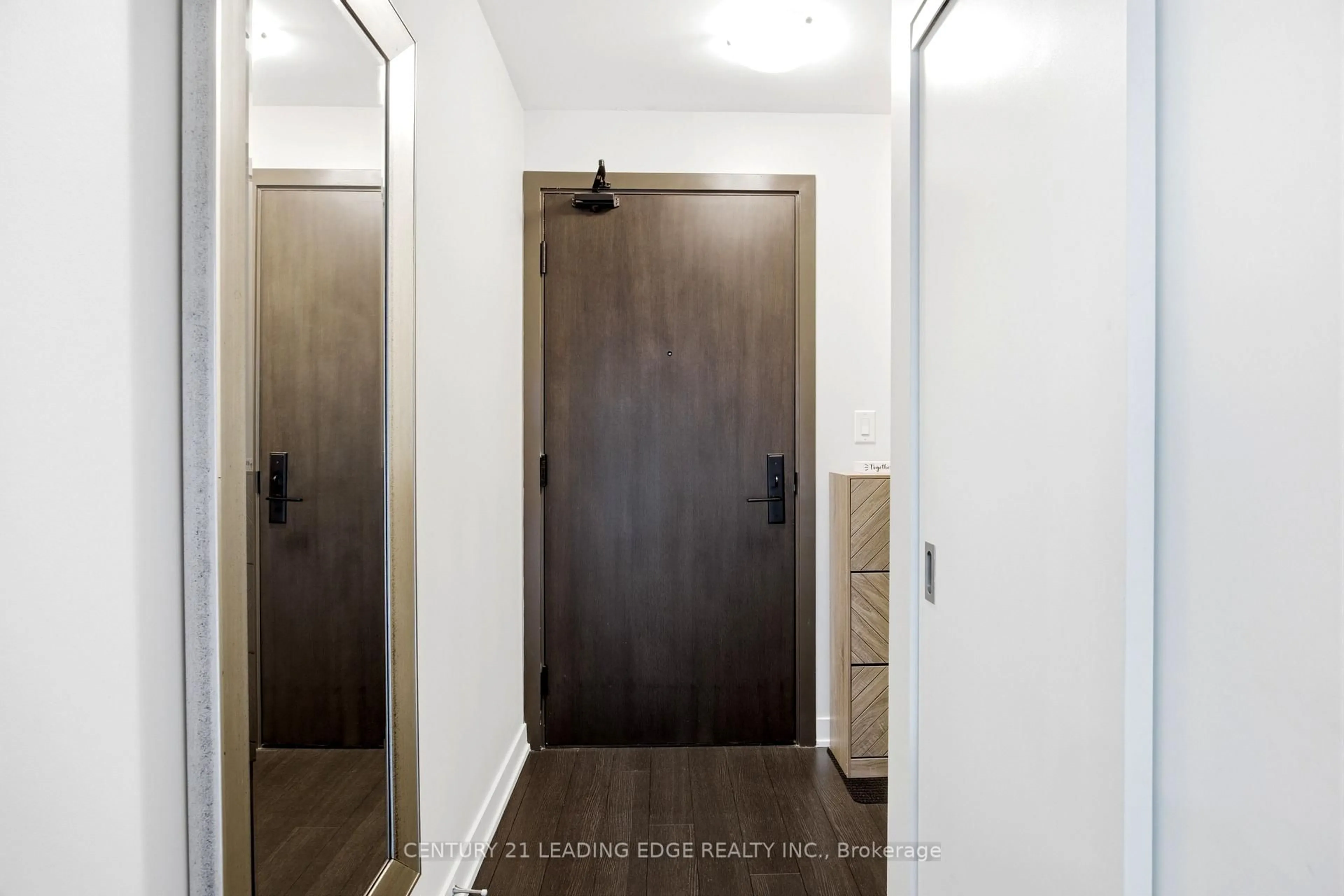 Indoor entryway for 2799 Kingston Rd #219, Toronto Ontario M1M 0E3