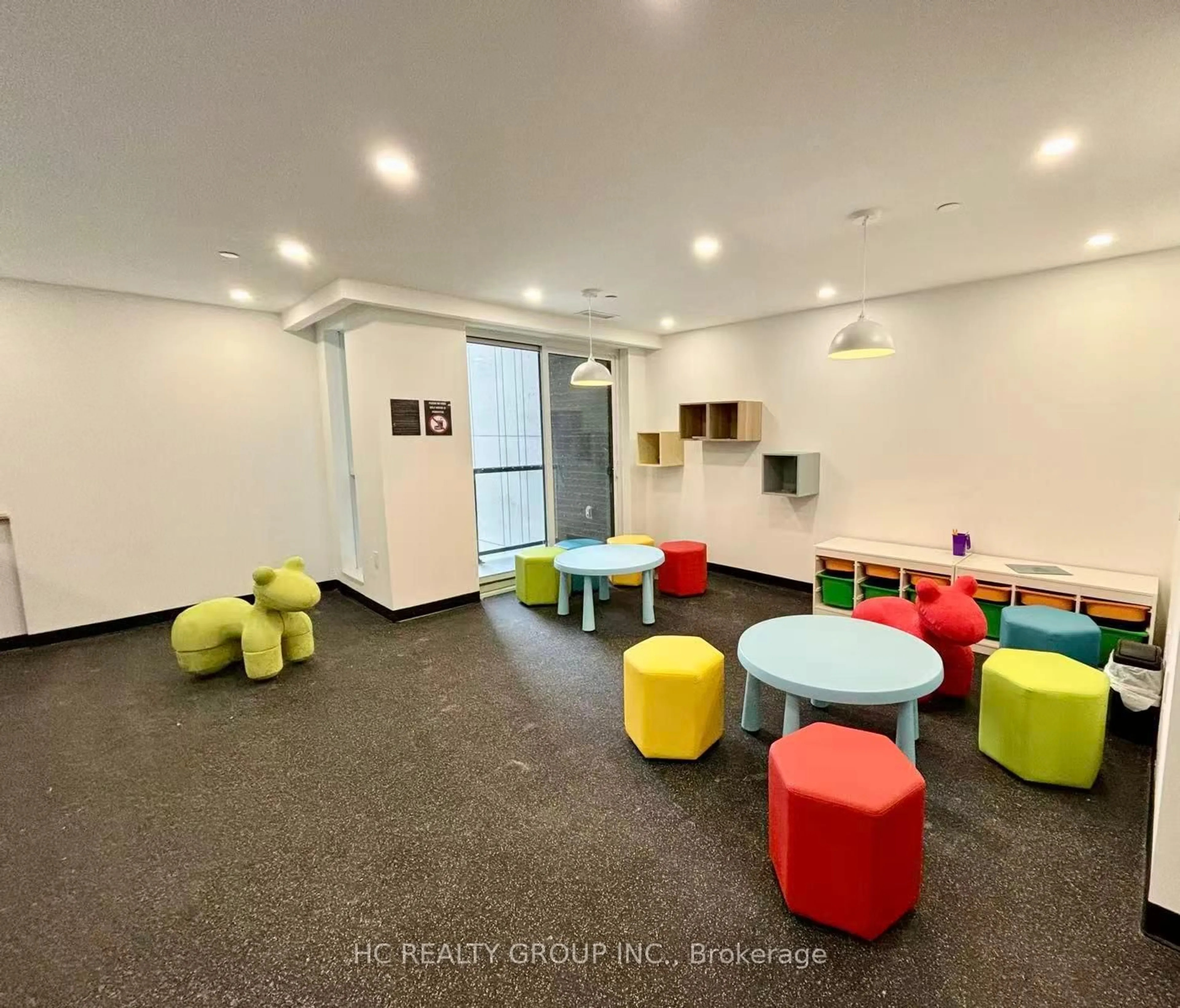 A pic of a room for 3421 Sheppard Ave #520, Toronto Ontario M1T 0C1