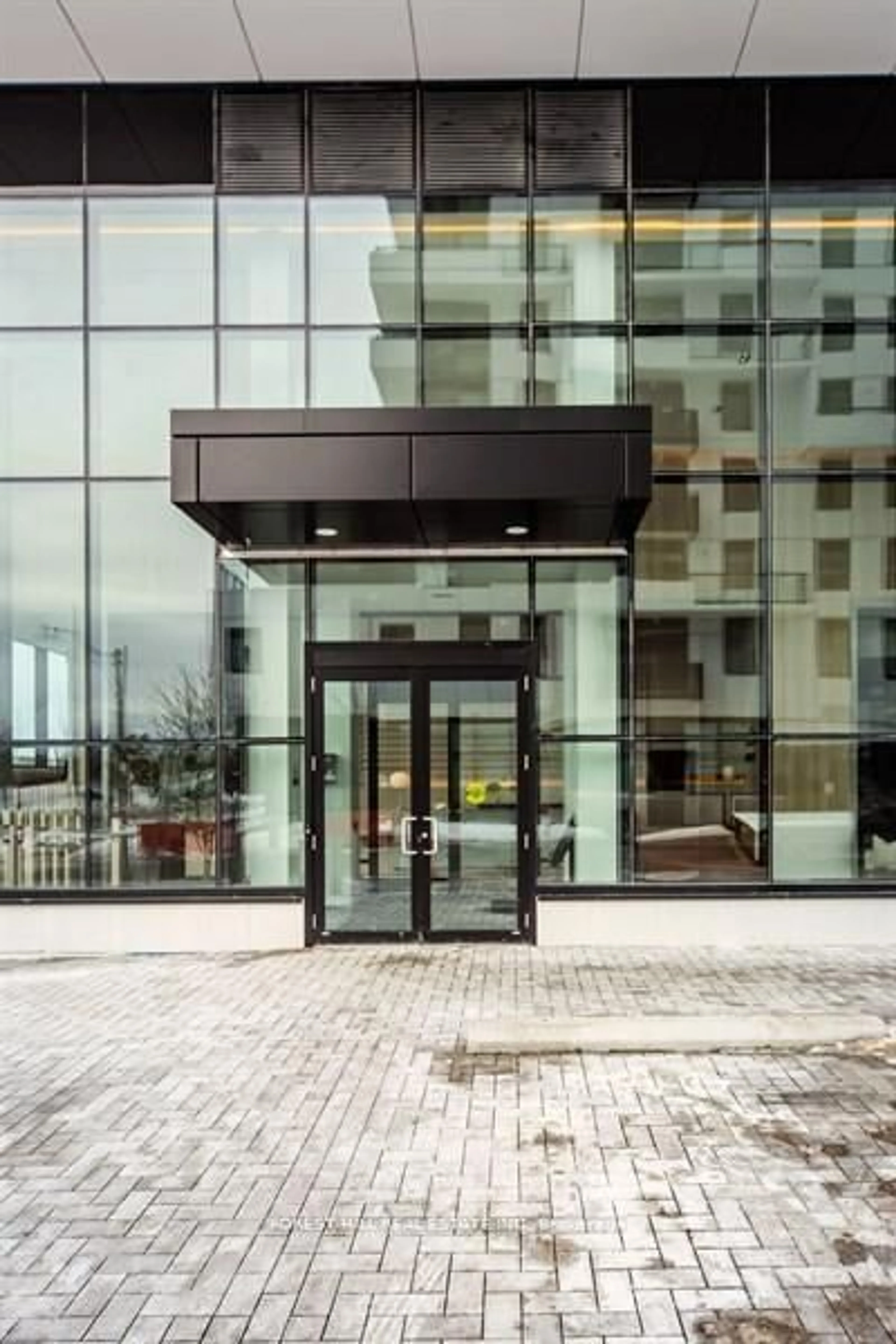 Indoor foyer for 1050 Eastern Ave #PH 1702, Toronto Ontario M4L 0B7