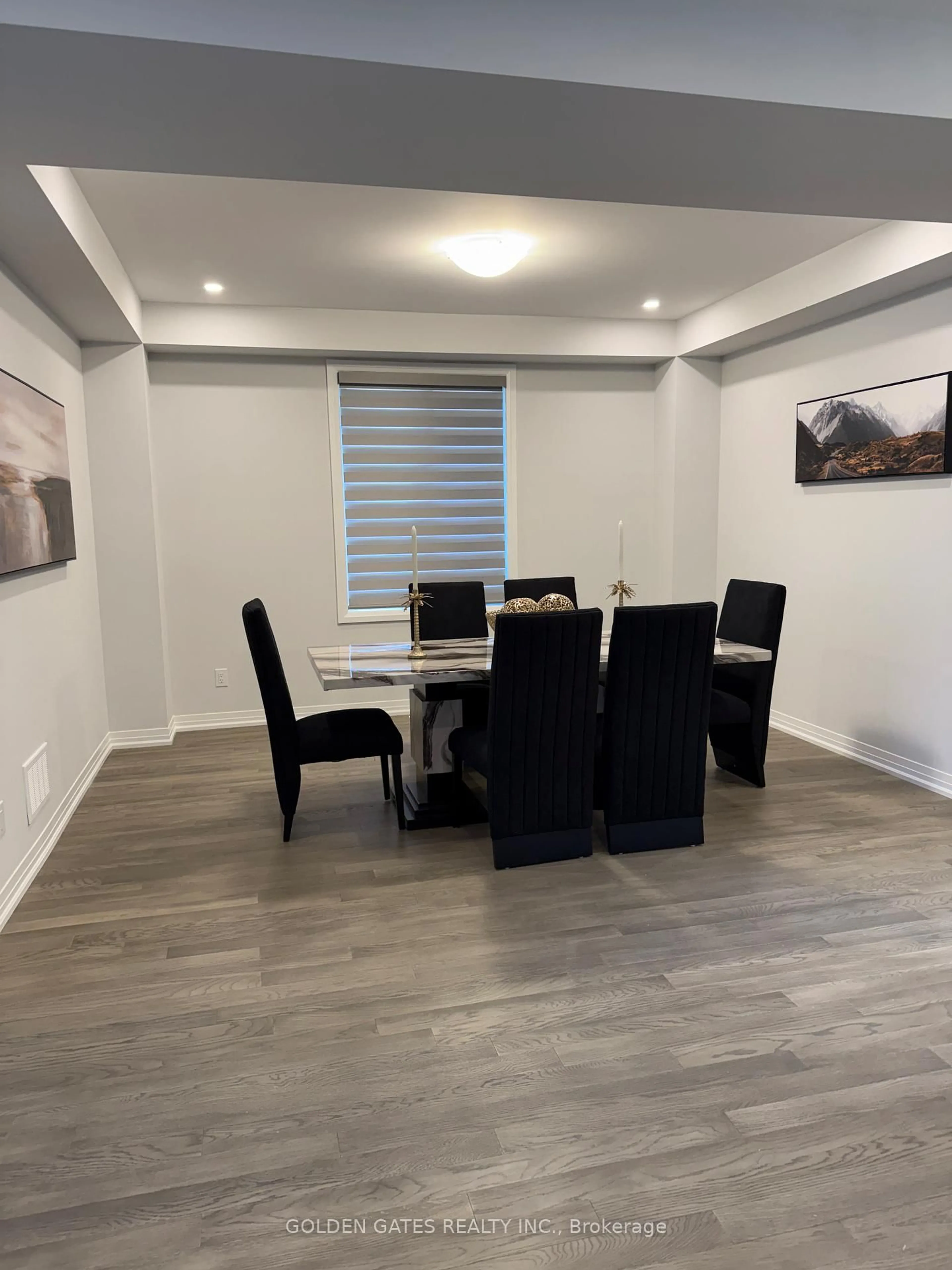 Dining room, wood/laminate floor for 457 Balsam St, Scugog Ontario L9L 1M6