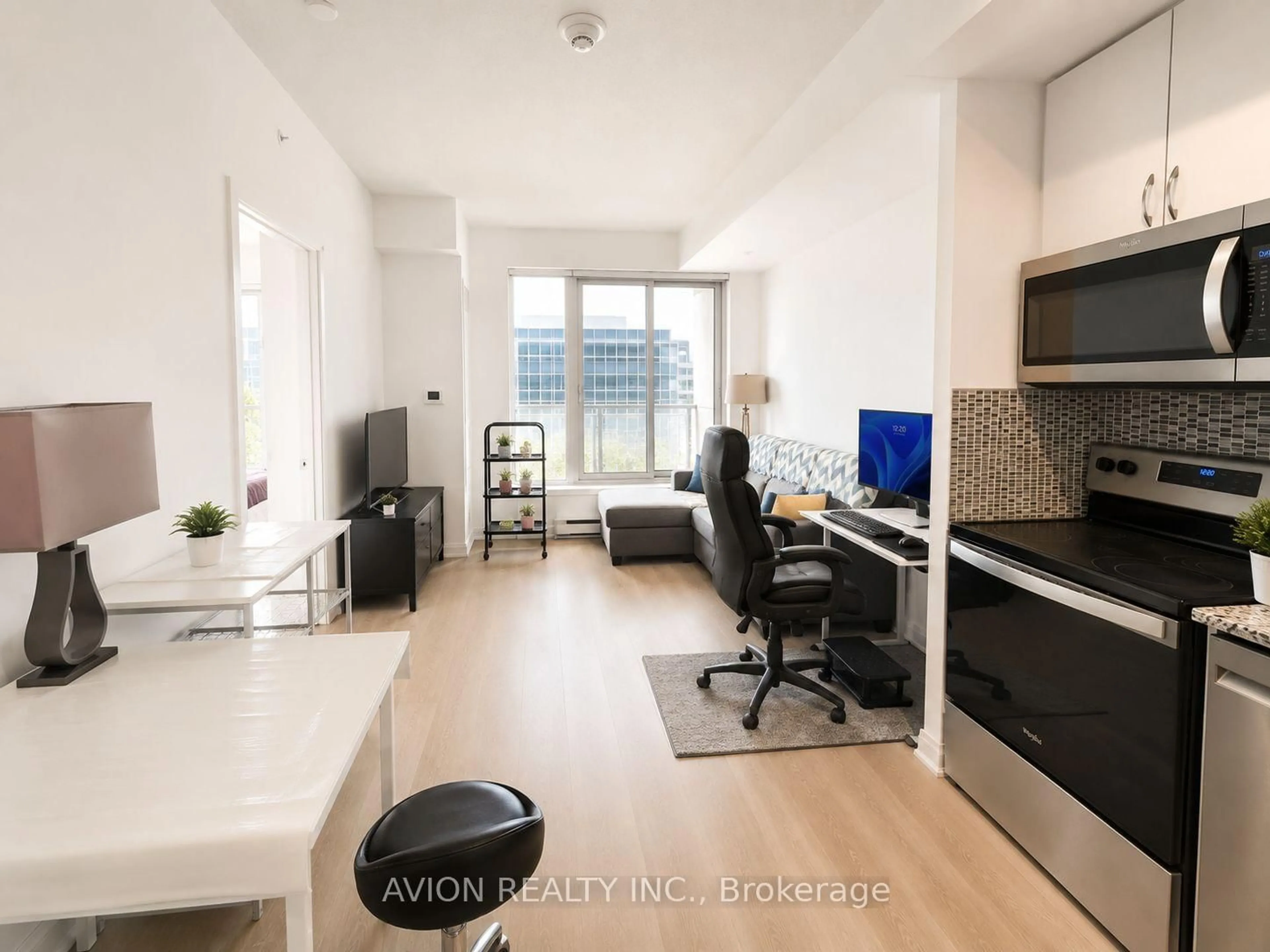 A pic of a room for 3220 Sheppard Ave #212, Toronto Ontario M1T 3K3