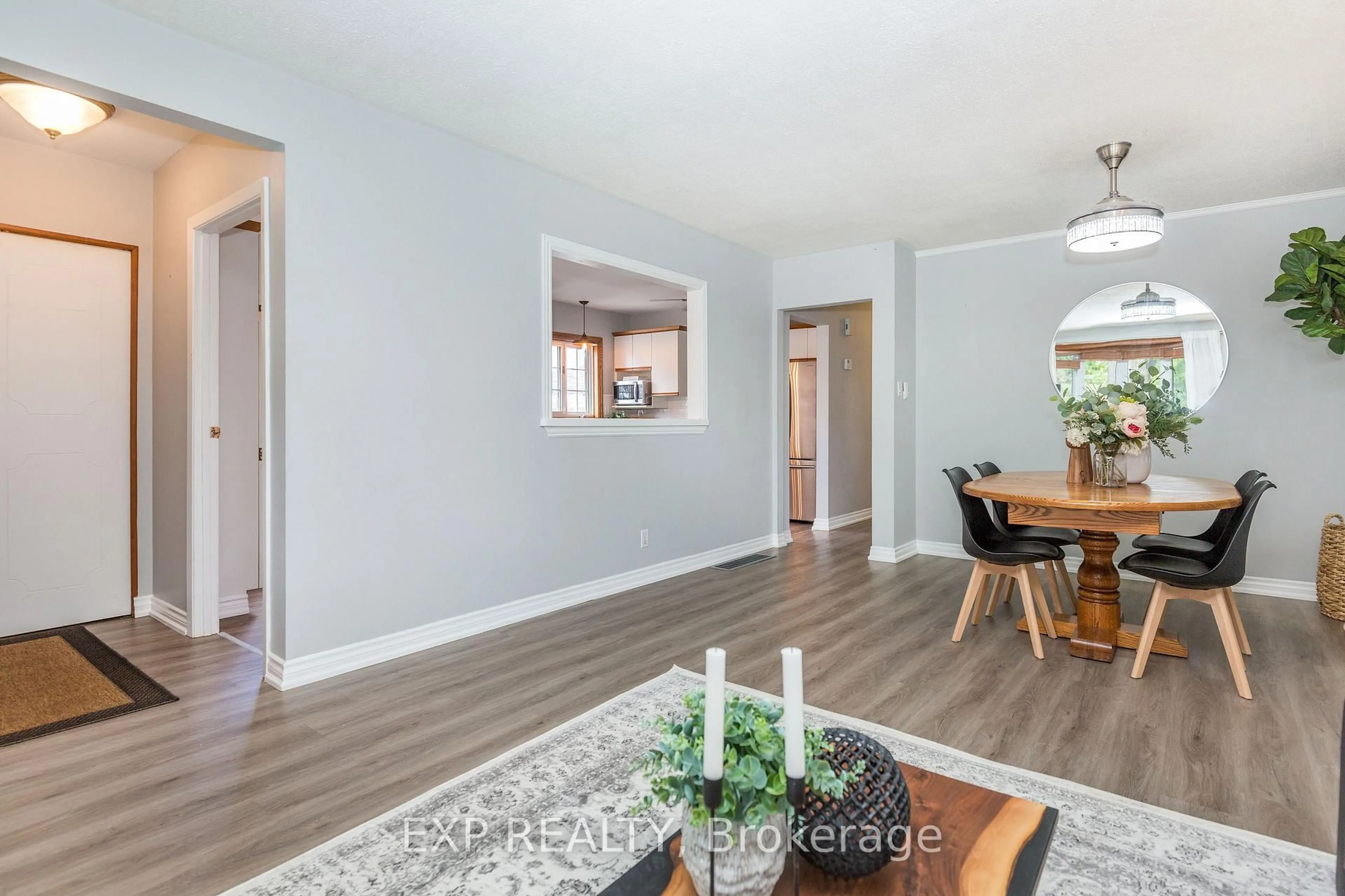 Unknown for 825 Bem Ave, Pickering Ontario L1W 1X2