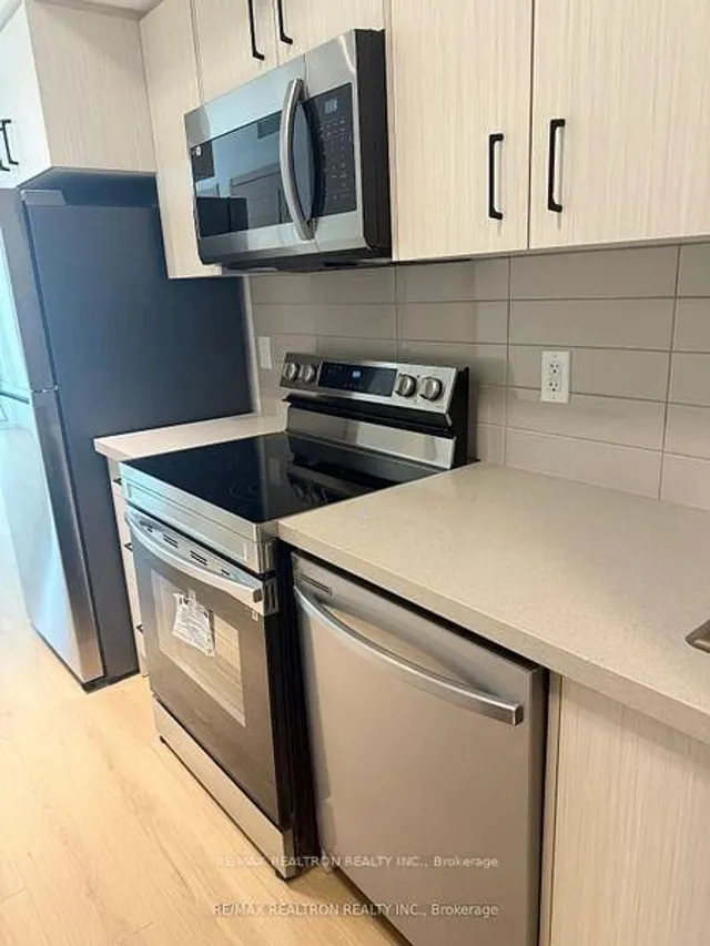 3421 Sheppard Ave #201, Toronto 4