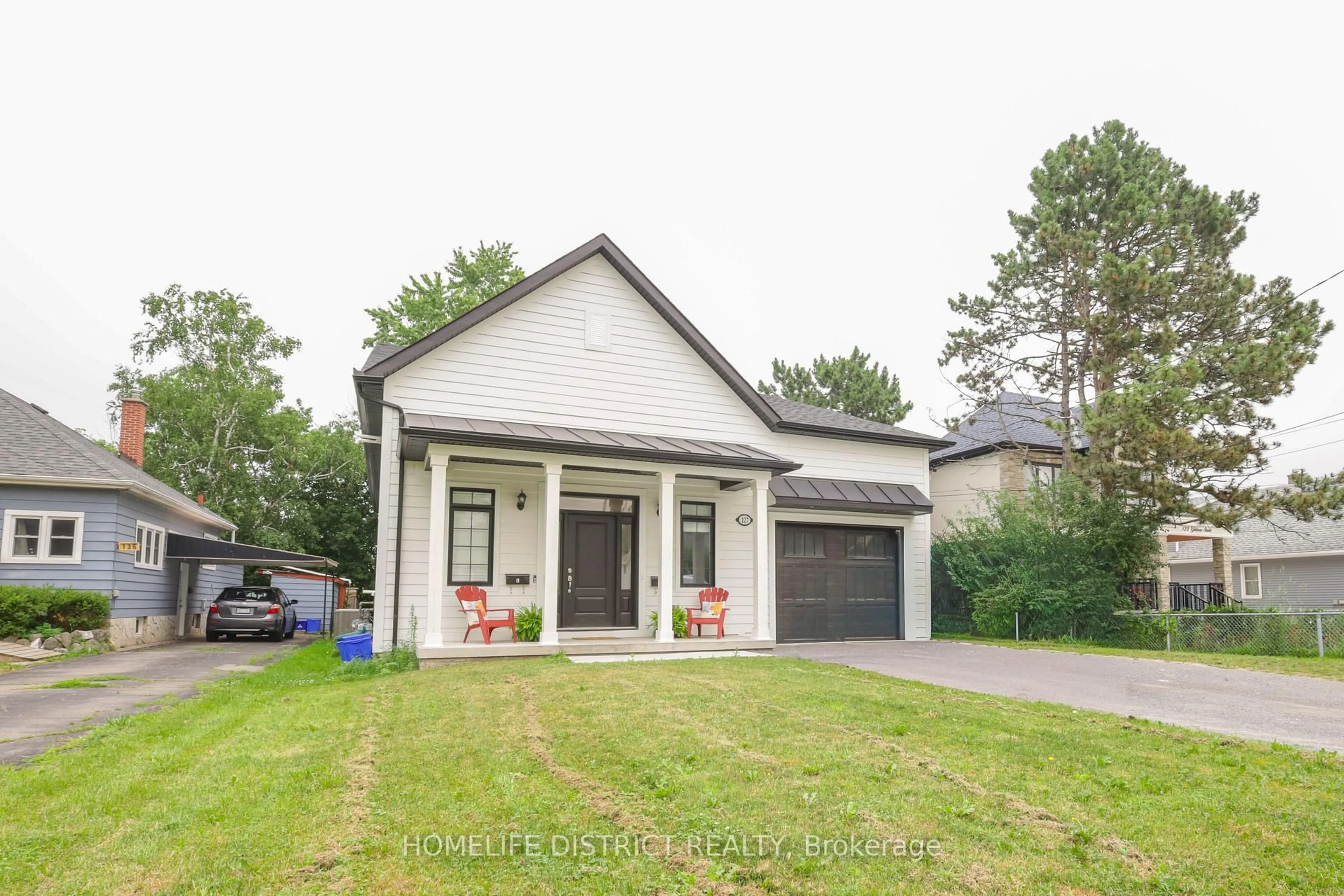 Home with brick exterior material, street for 127 Gibbons St, Oshawa Ontario L1J 4Y1