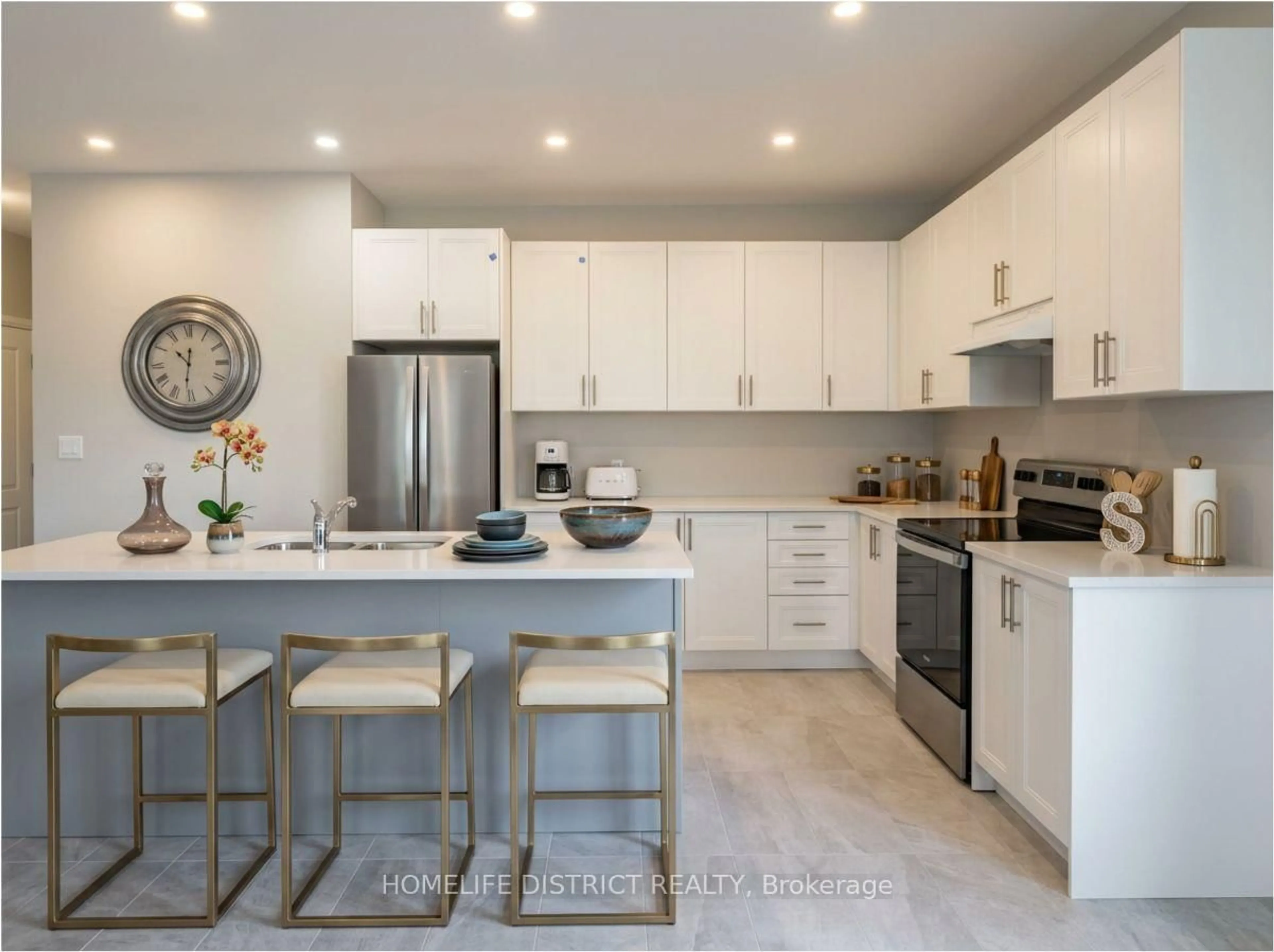 Open concept kitchen, ceramic/tile floor for 127 Gibbons St, Oshawa Ontario L1J 4Y1