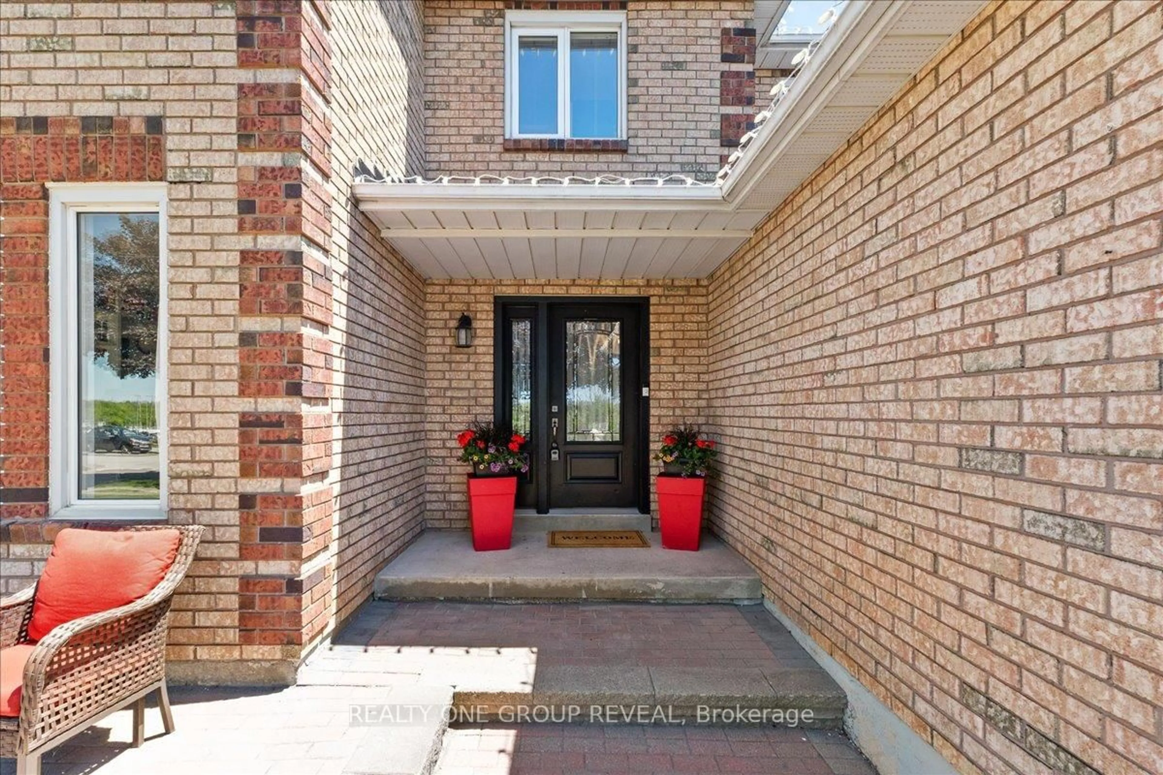 Indoor entryway for 1559 Rudell Rd, Clarington Ontario L1B 1E2