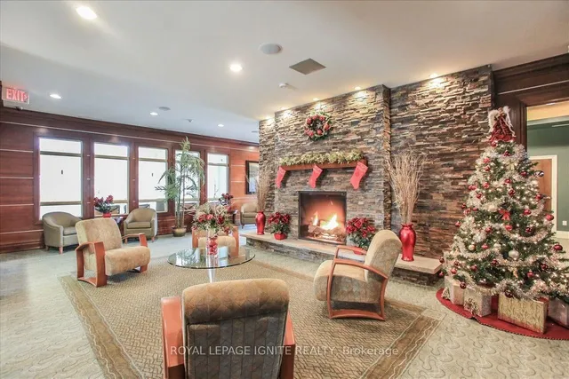 65 Shipway Ave #213, Clarington 4