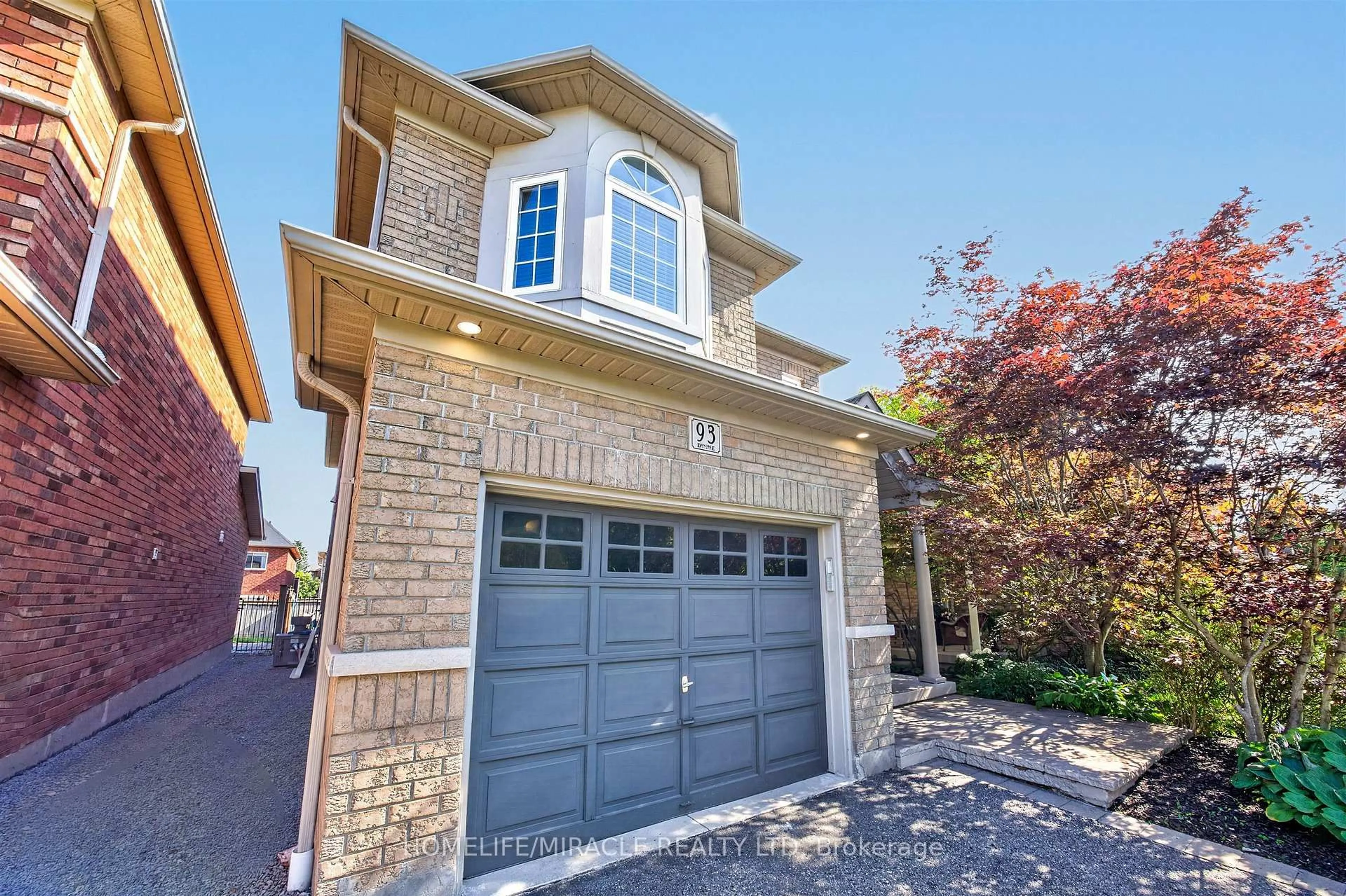 Home with brick exterior material, street for 93 Scepter Pl, Whitby Ontario L1R 3A8