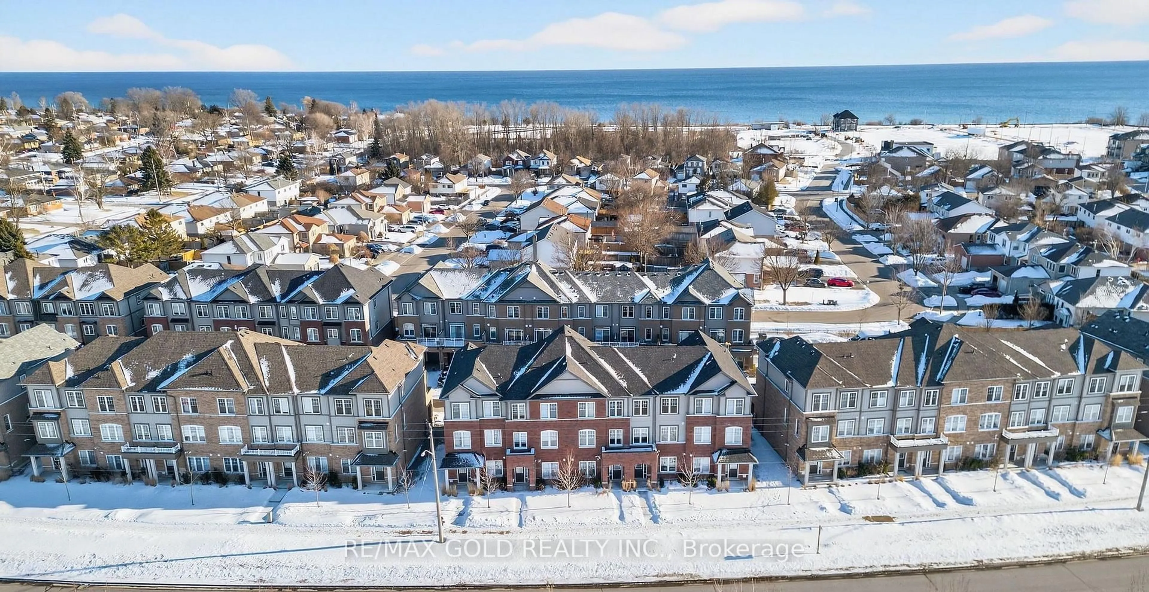 A pic from outside/outdoor area/front of a property/back of a property/a pic from drone, unknown for 846 Atwater Path, Oshawa Ontario L1J 0E8