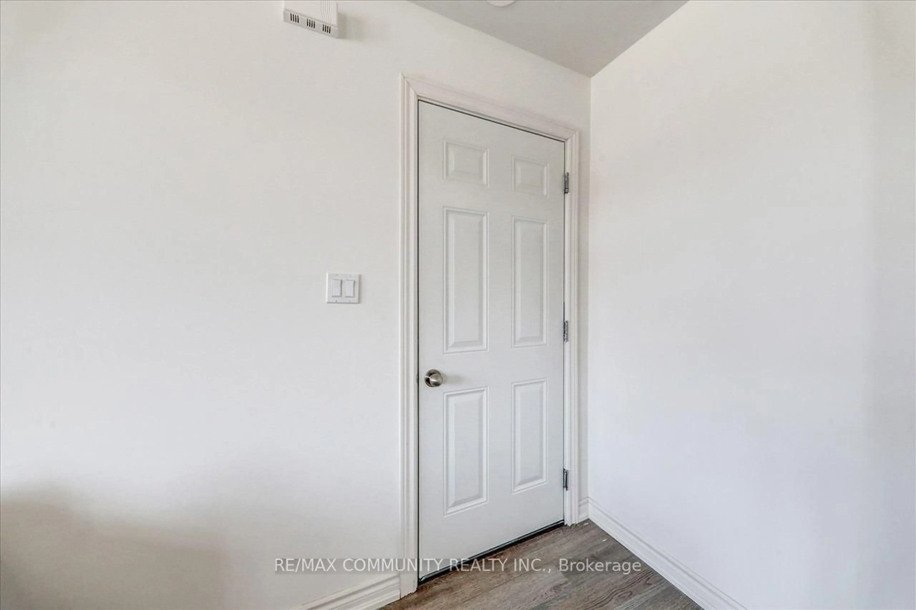 Unknown for 2718 William Jackson Dr, Pickering Ontario L1X 0E6