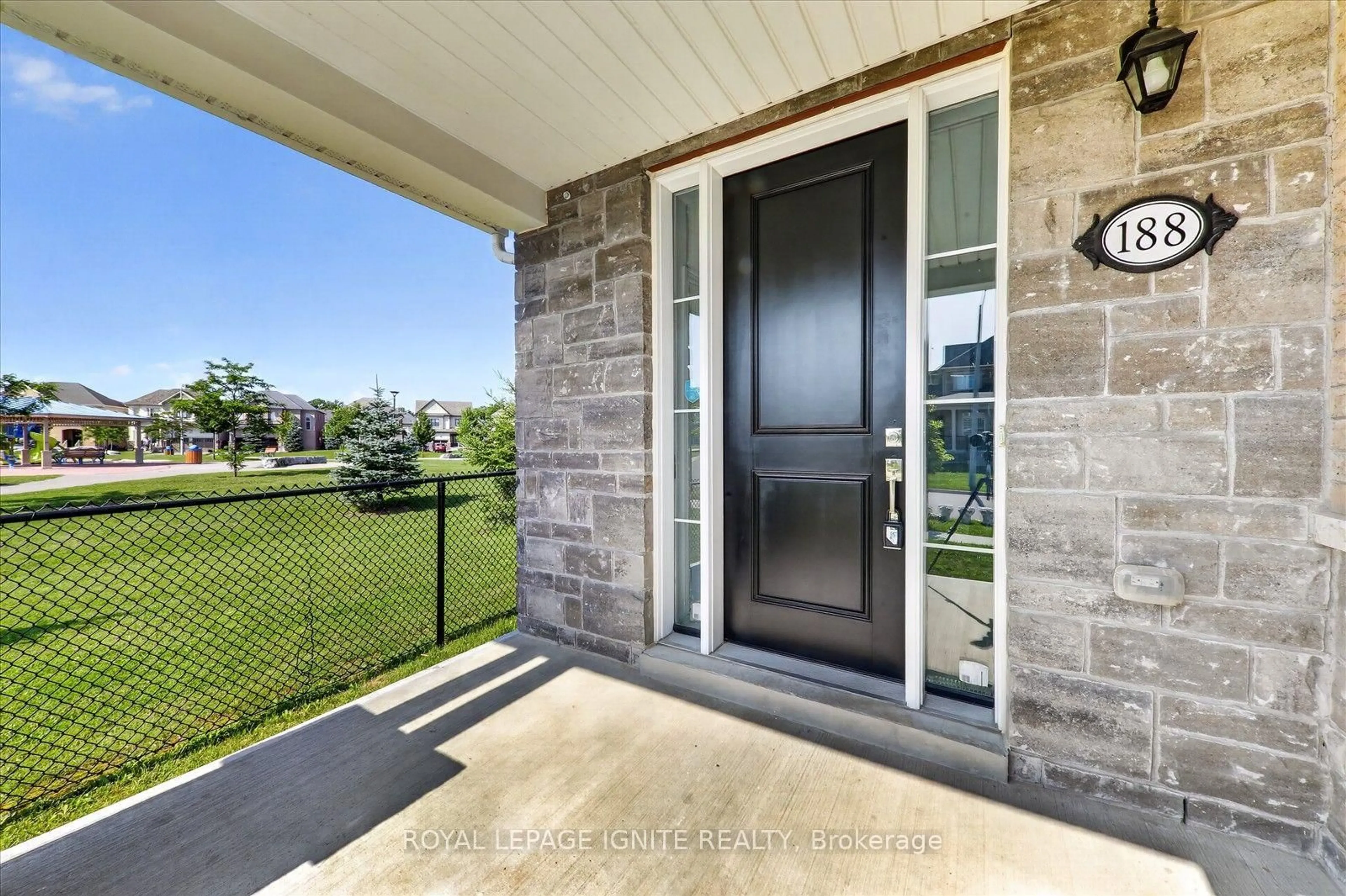 Unknown for 188 Douglas Kemp Cres, Clarington Ontario L1C 7E4