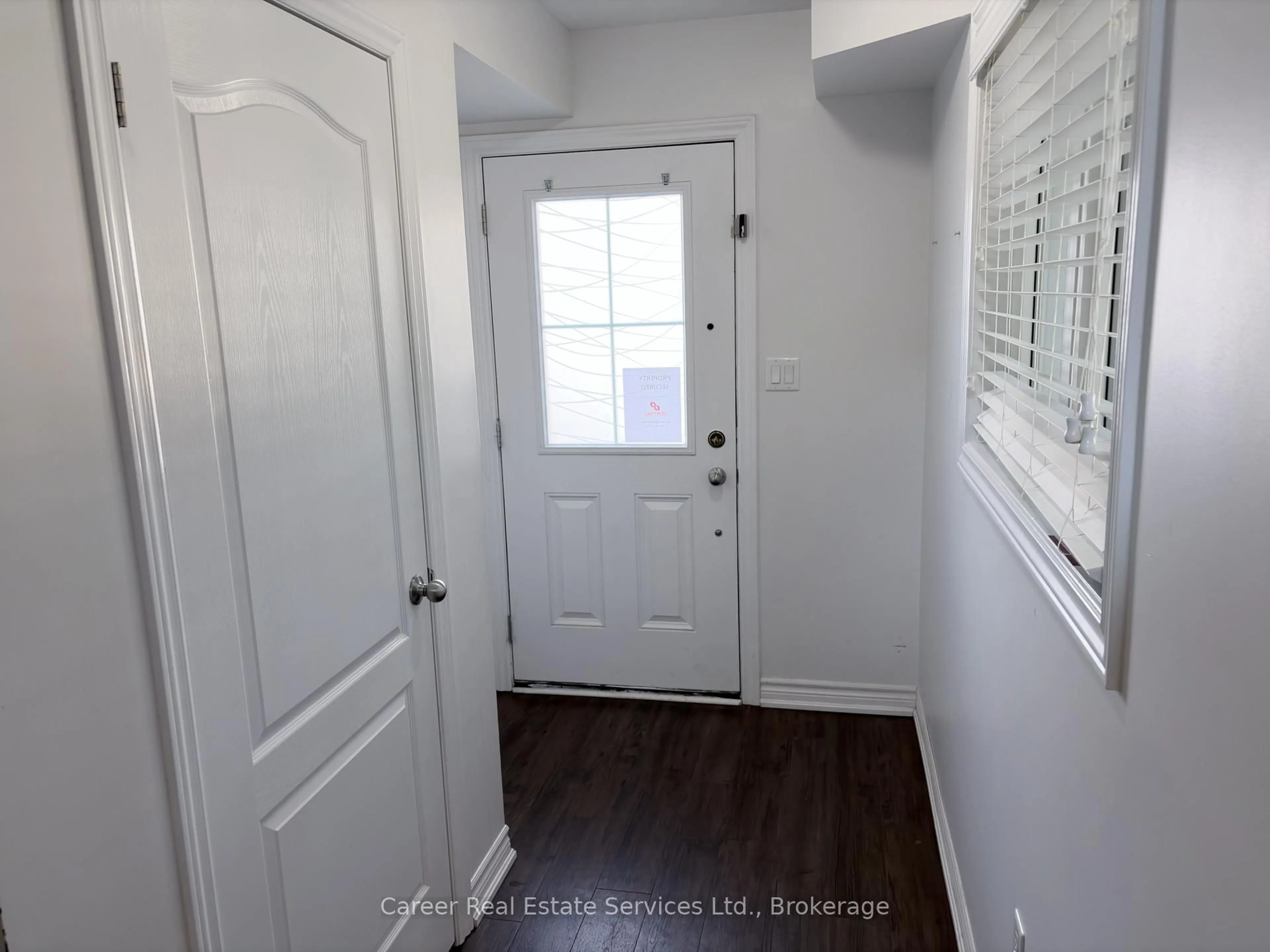 Indoor entryway for 7 Ken Bromley Lane, Clarington Ontario L1C 0S4