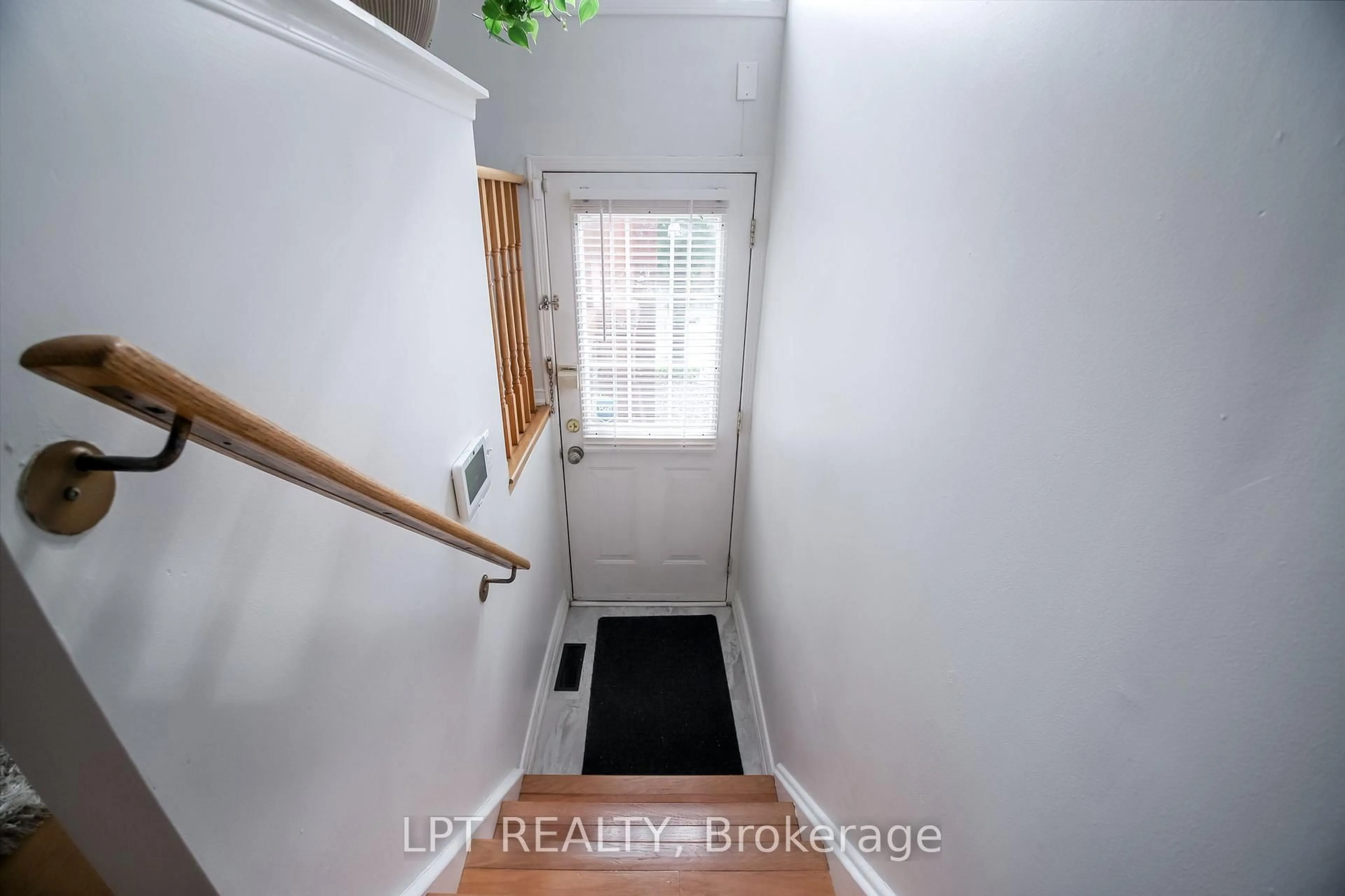 Unknown for 1378 Meadowvale Rd #36, Toronto Ontario M1B 5Z4