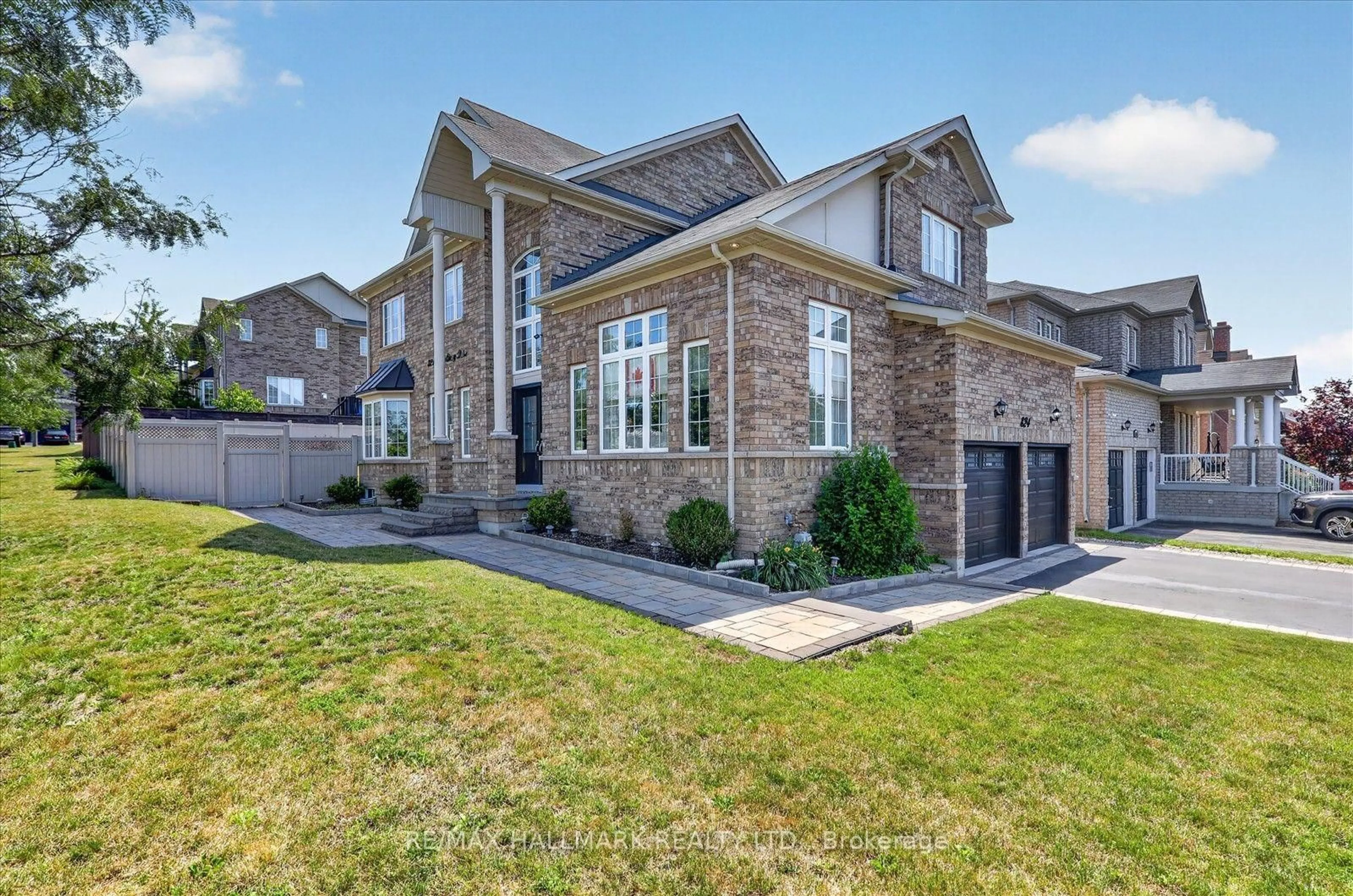 Home with brick exterior material, street for 824 Black Cherry Dr, Oshawa Ontario L1K 0P5