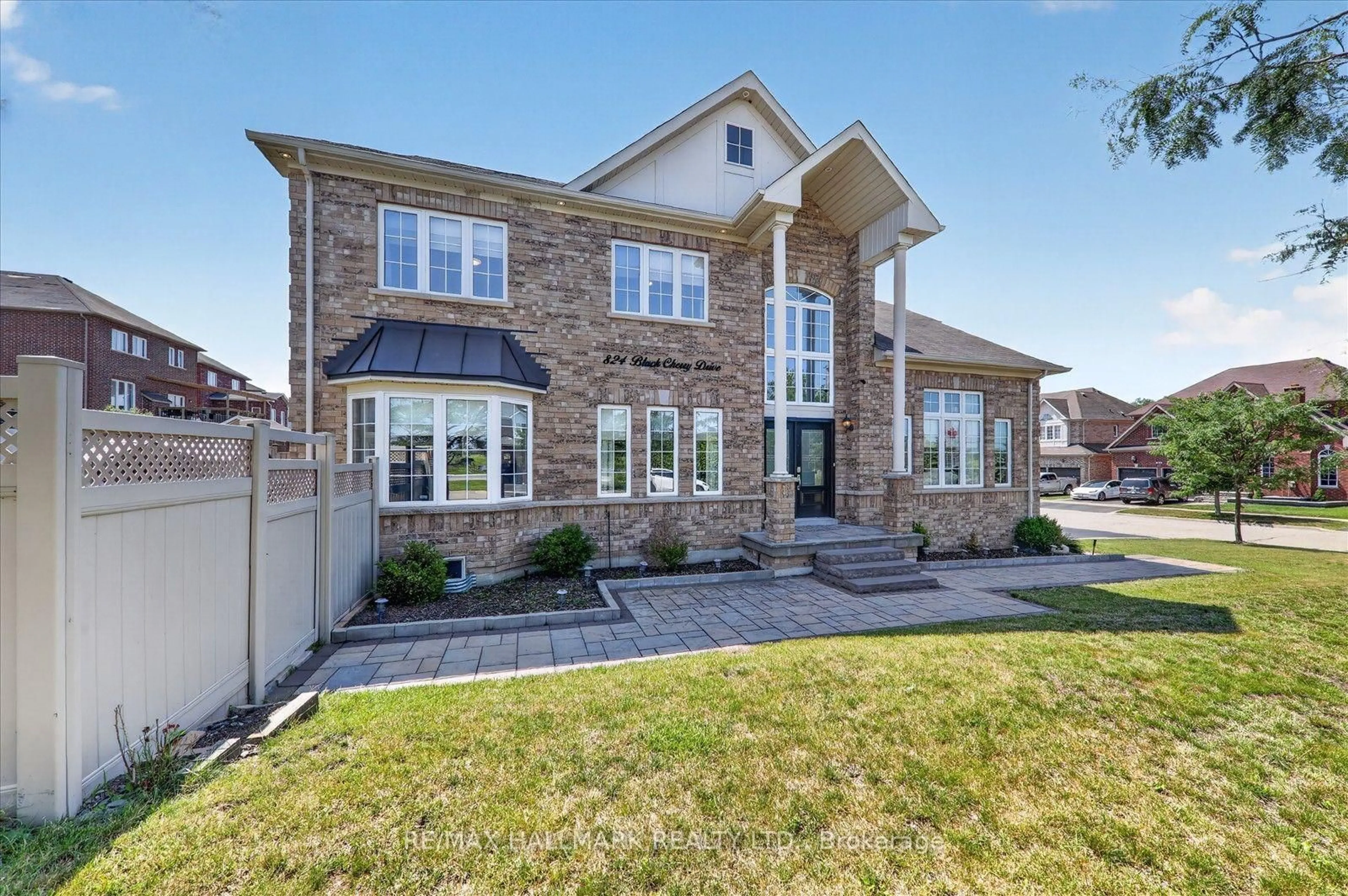 Home with brick exterior material, street for 824 Black Cherry Dr, Oshawa Ontario L1K 0P5