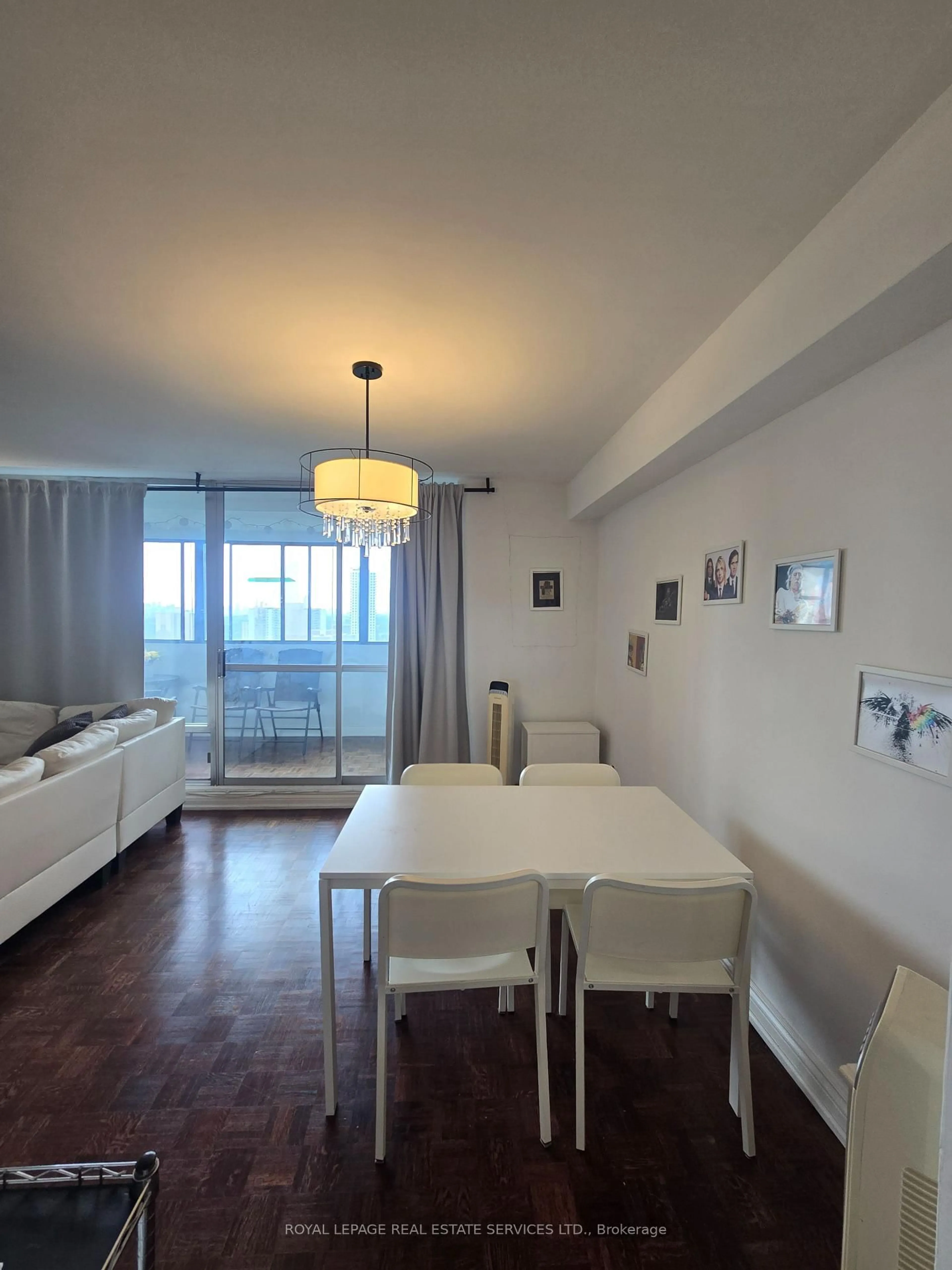Dining room, unknown for 1 Massey Sq #2614, Toronto Ontario M4C 5L4